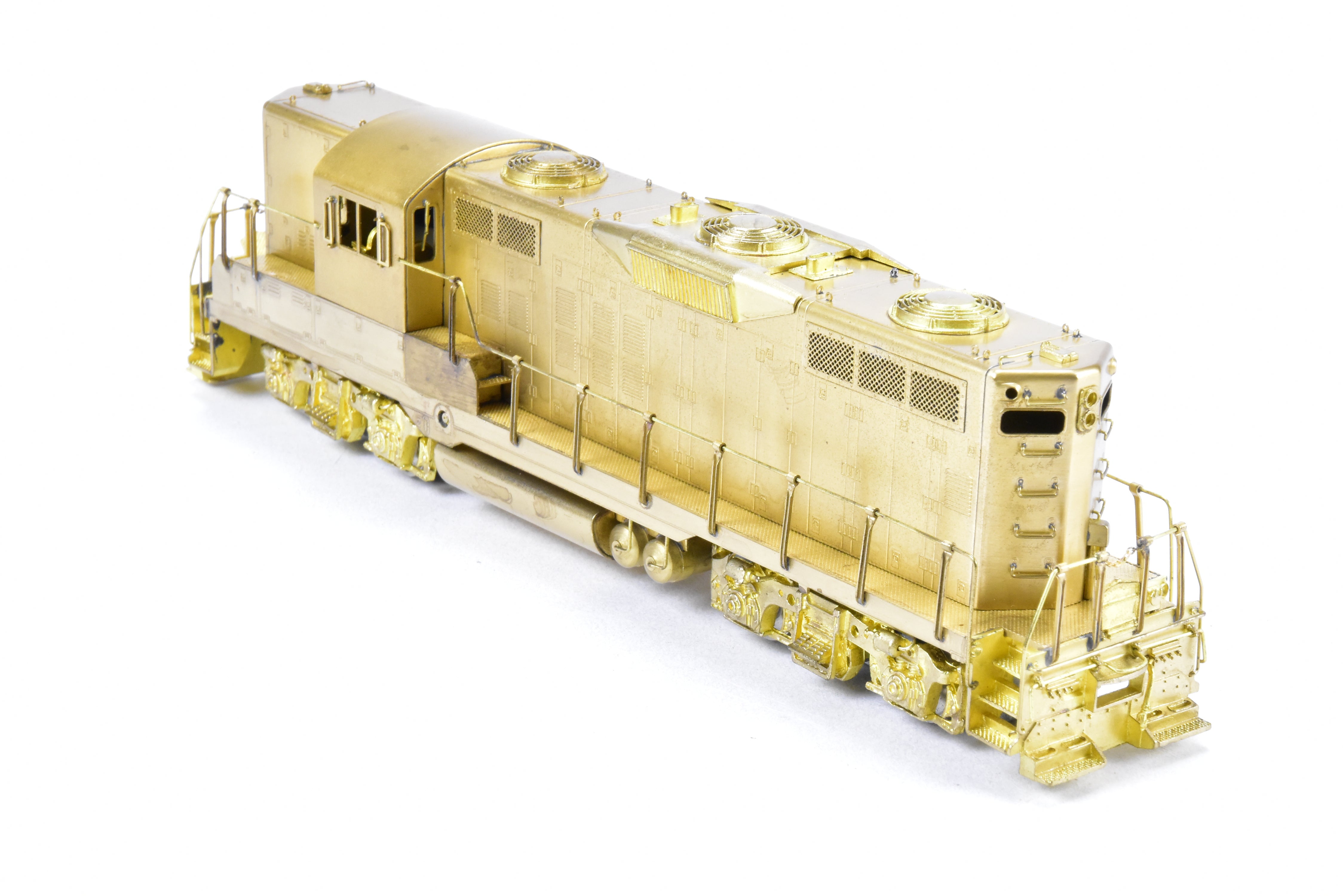 HO Brass Oriental Limited EMD GP9 1750 HP Late Version with 48 Fans & Dynamic Brakes