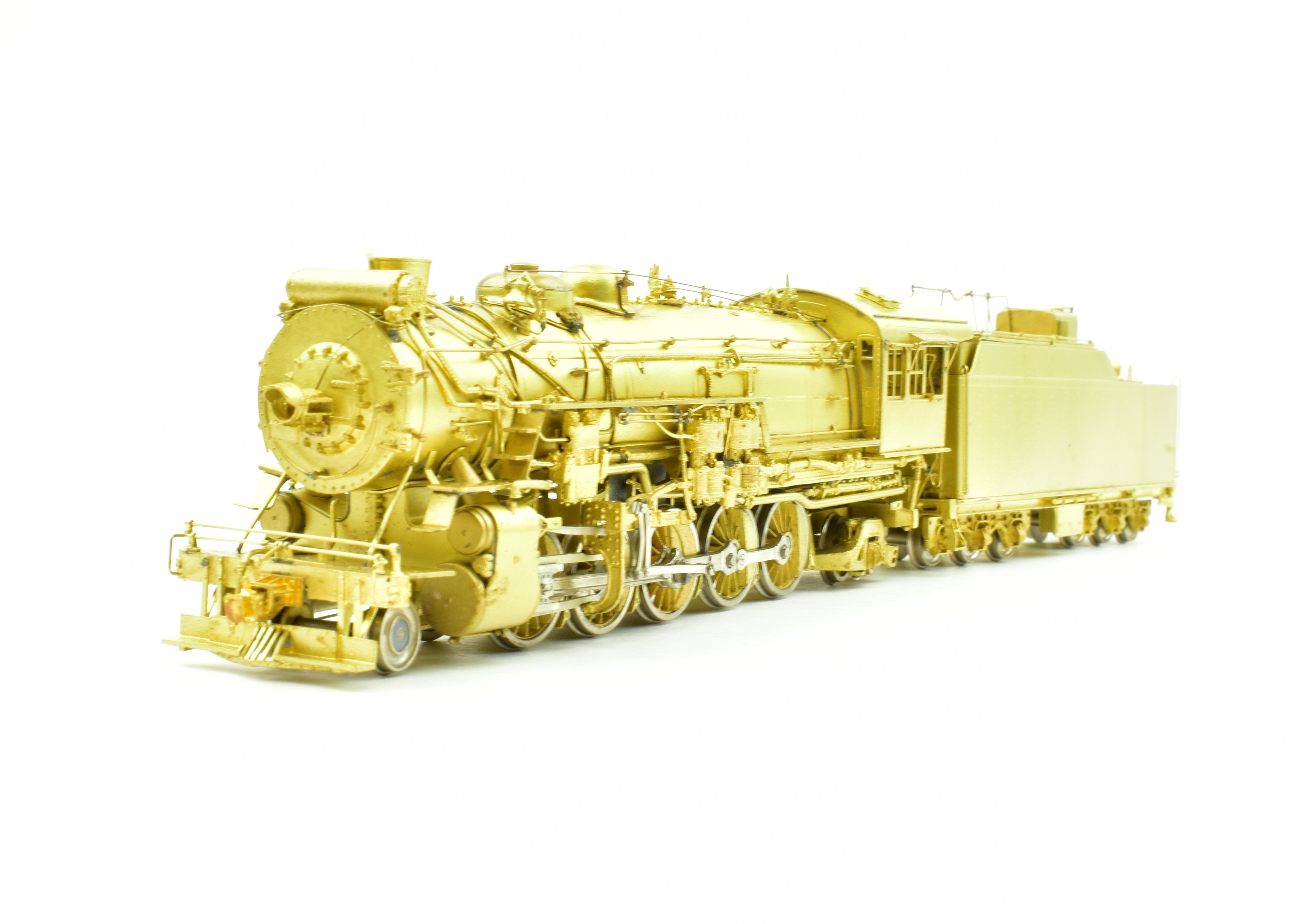 HO Scale Brass Model of Texas & Pacific Class G - 1b 2 - 10 - 2 Santa Fe Locomotive by Pecos River Brass
