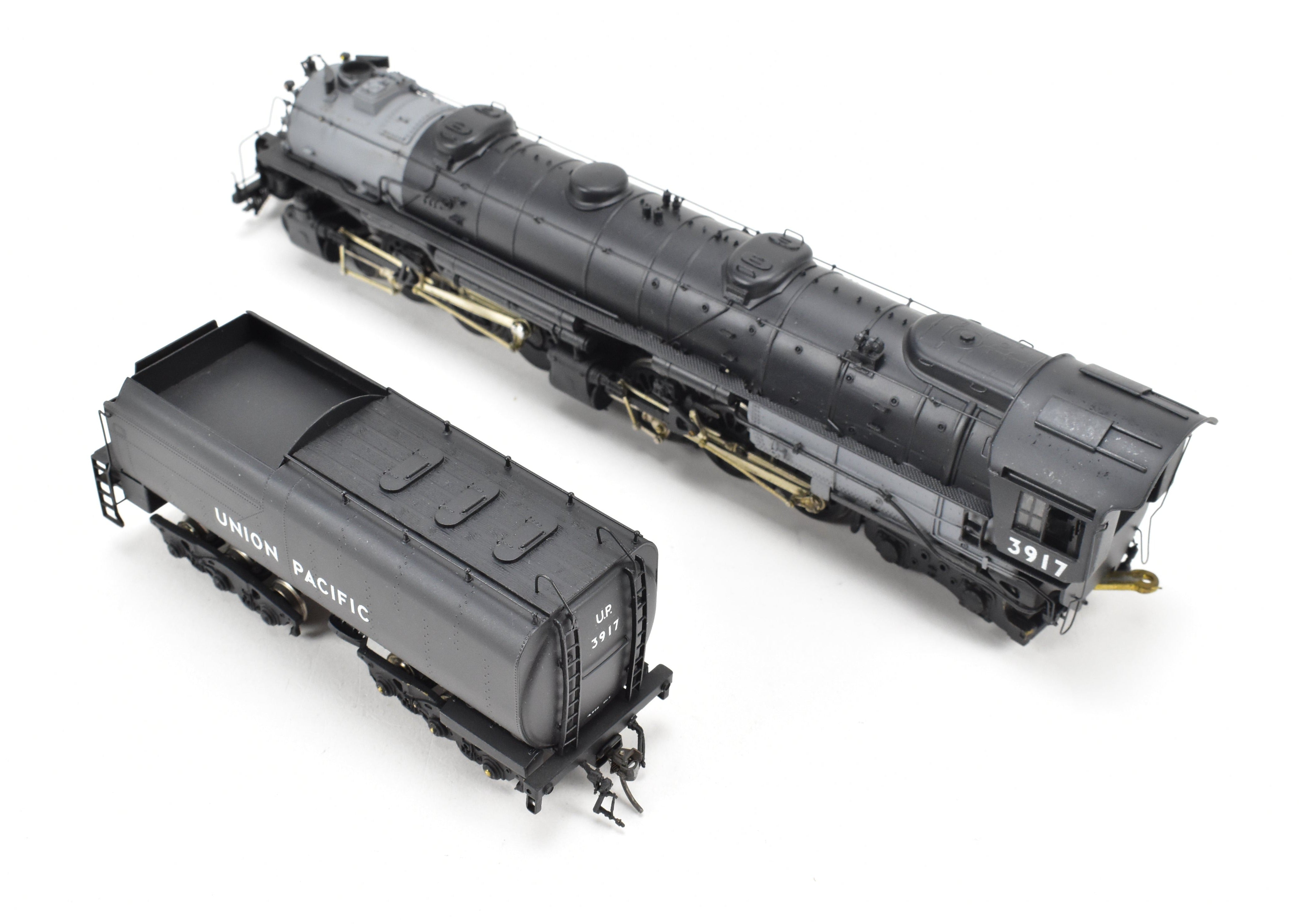 HO Scale Brass Model Train Key Imports UP - Union Pacific 3900 Class 4-6-6-4 Challenger Early Coal Version Locomotive with Custom Paint and Number CP #3917