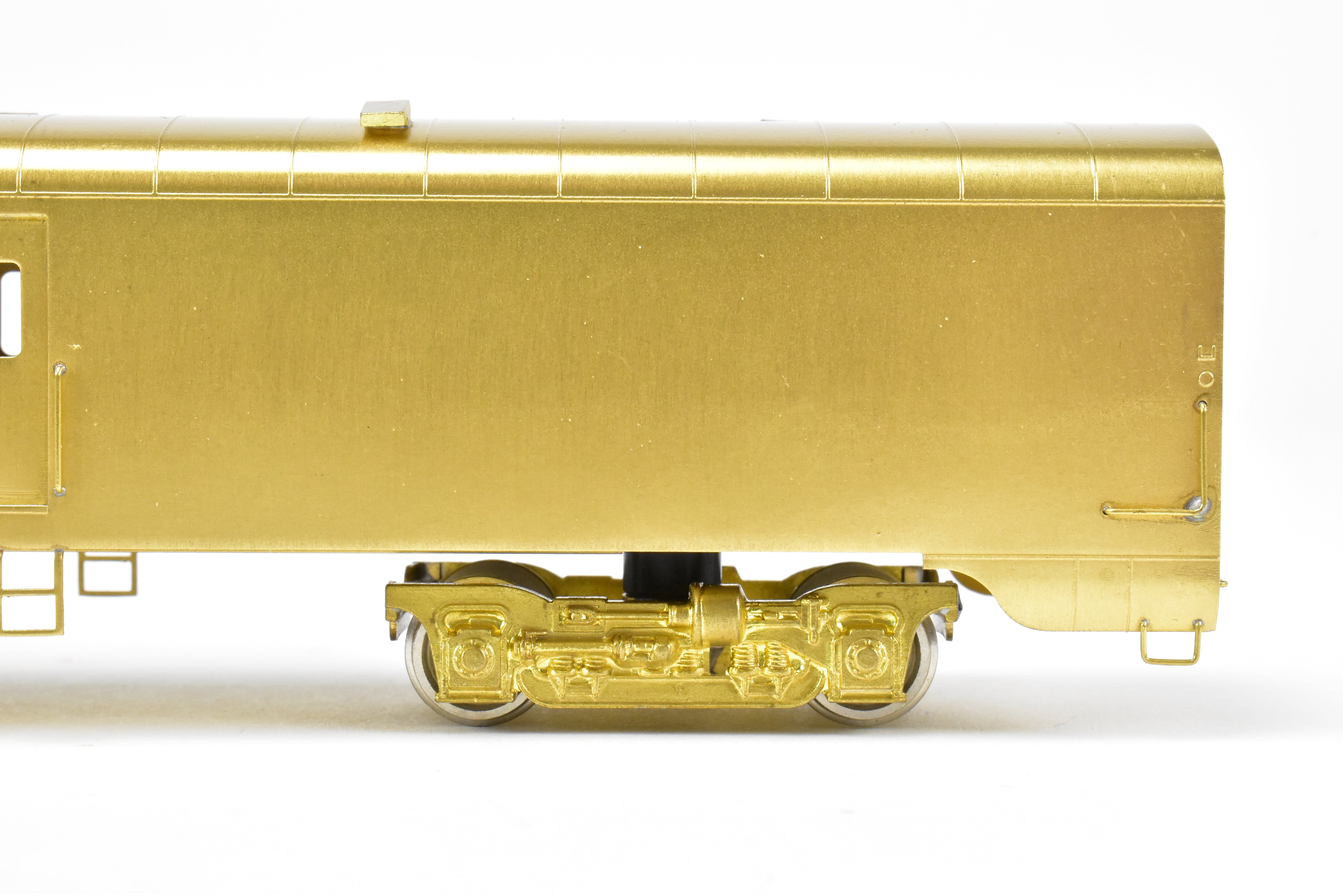 HO Brass Oriental NP Northern Pacific North Coast Limited Water Baggage Car #400, No Skirts