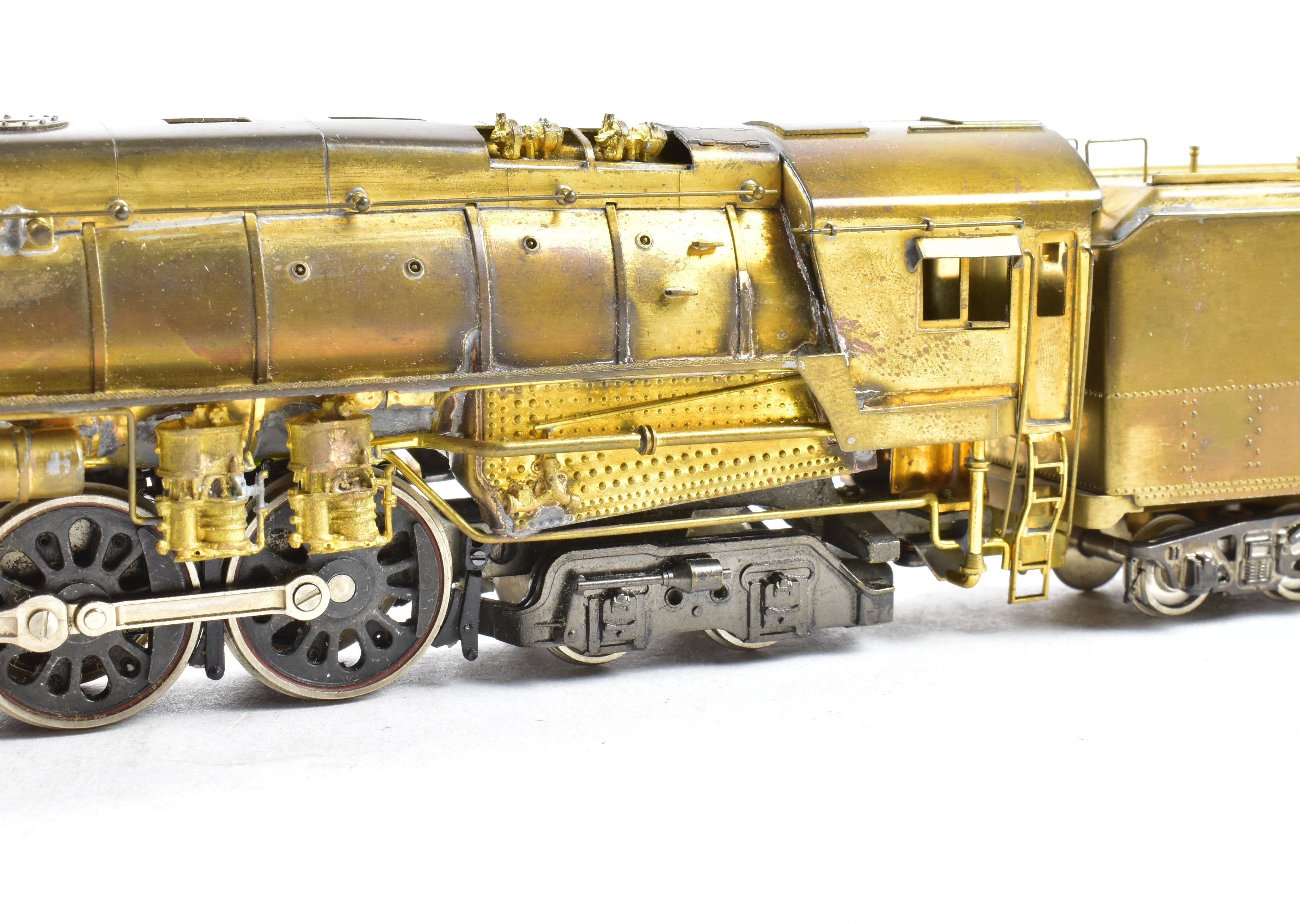 HO Scale Brass Max Gray Model Train - Southern Pacific Class GS - 4 4 - 8 - 4 De - Skirted Locomotive Replica