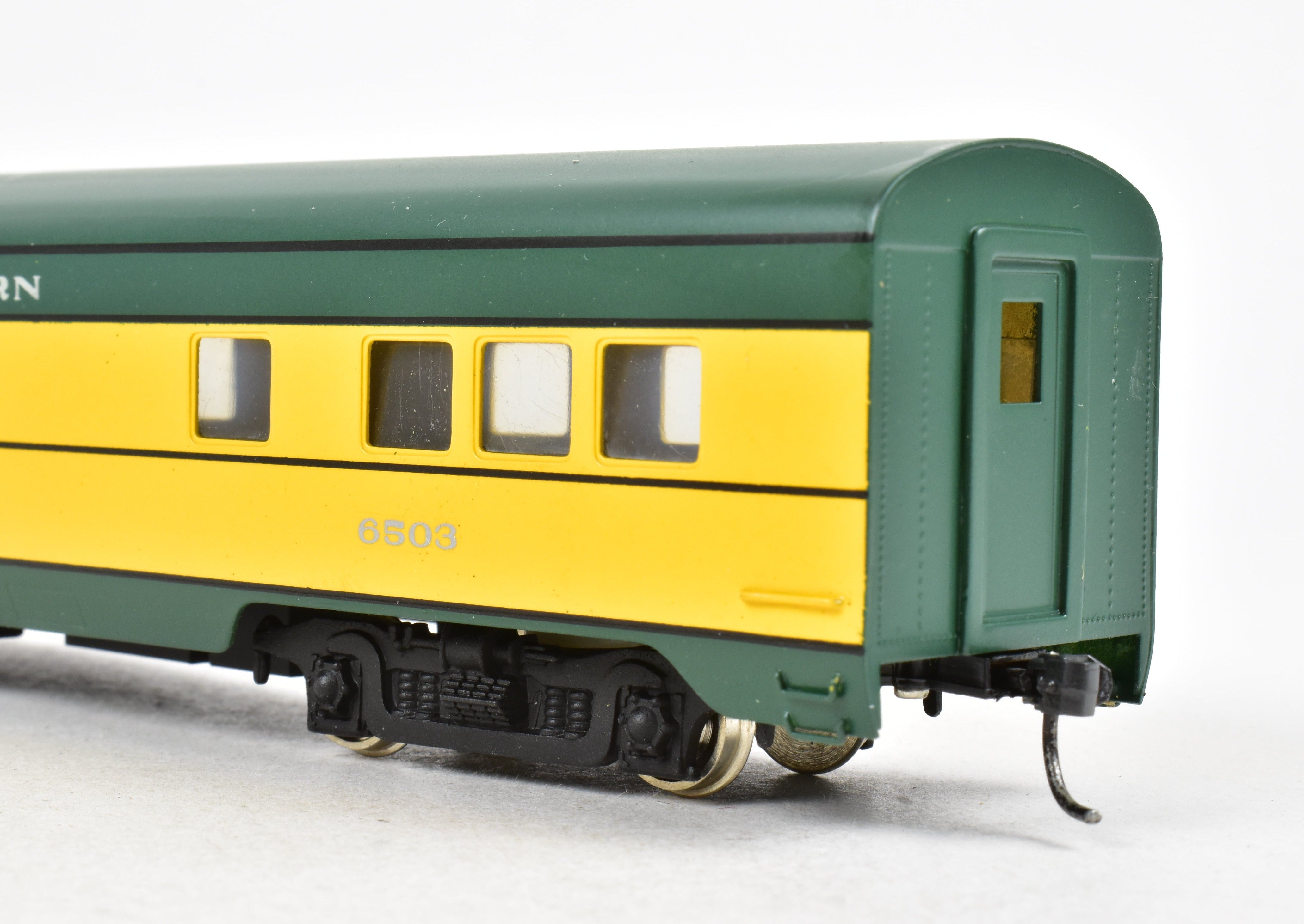 HO Brass NPP Nickel Plate 2-Car Baggage & Parlor Set Factory Painted C&NW