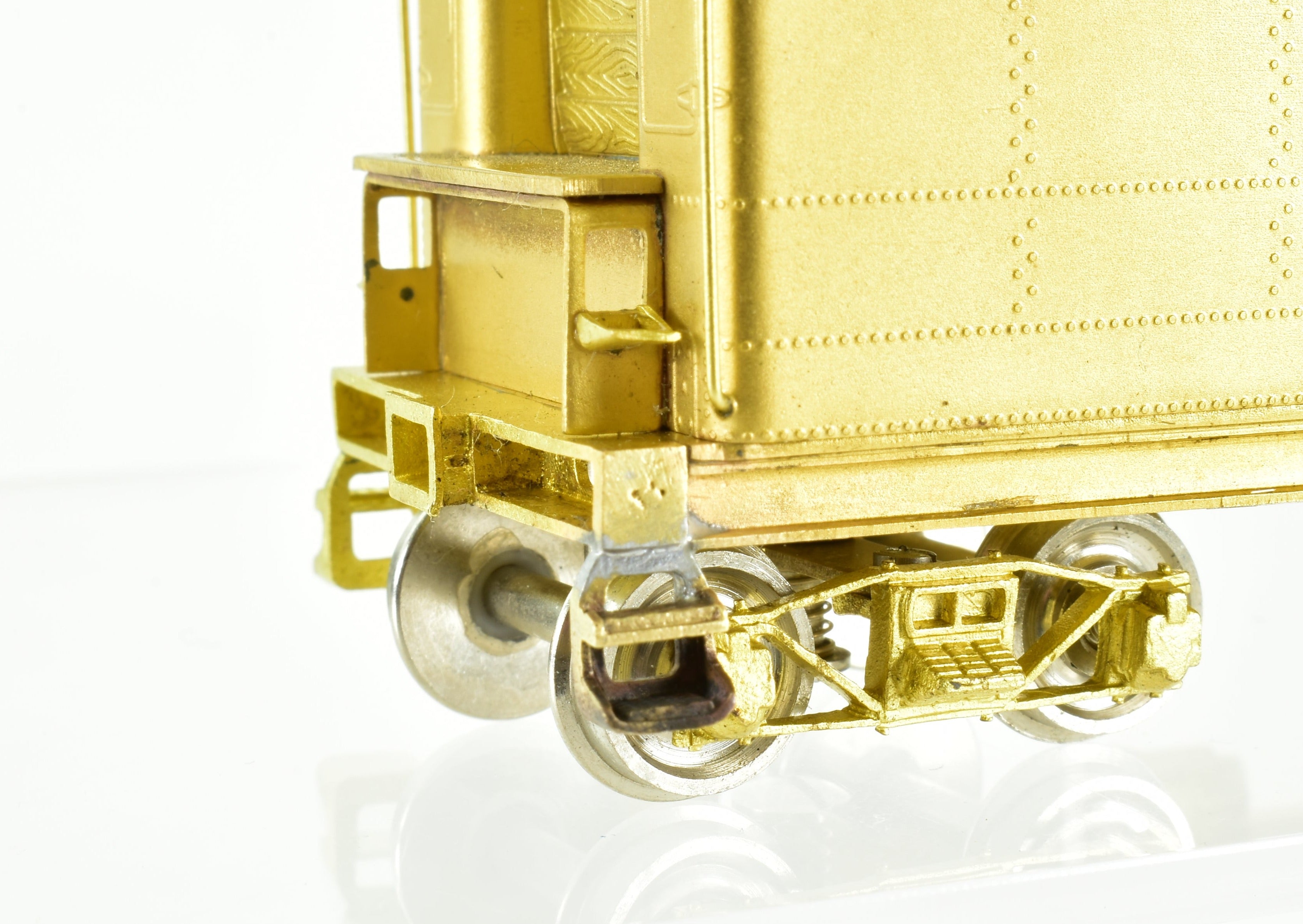 HO Scale Brass Nickel - Plated NPP (Nickel Plate Products) New York Ontario & Western Class W - 2 2 - 8 - 0 Locomotive with Side - Mounted Air Pumps Model
