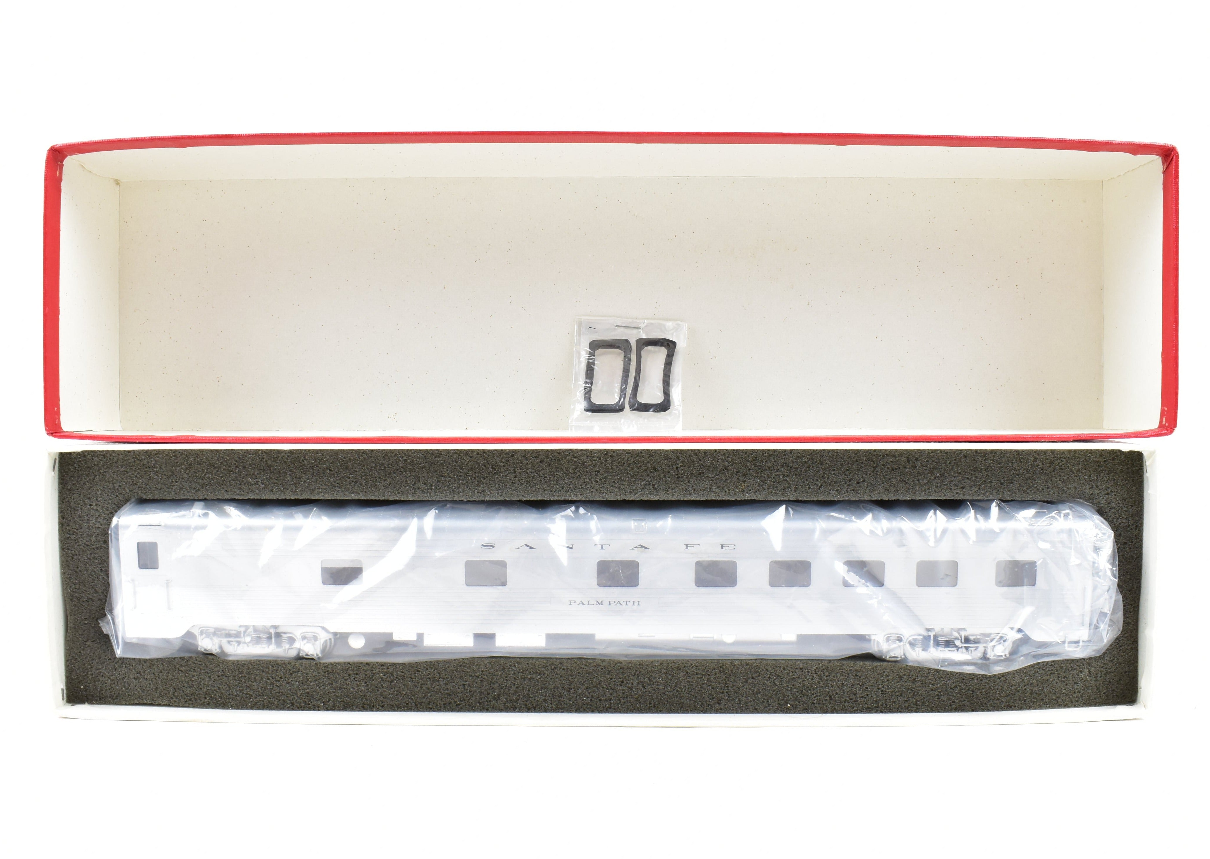 HO Scale Brass Soho ATSF - Santa Fe Palm Series Luxury Sleeper Car with Custom Finished Palm Path Design