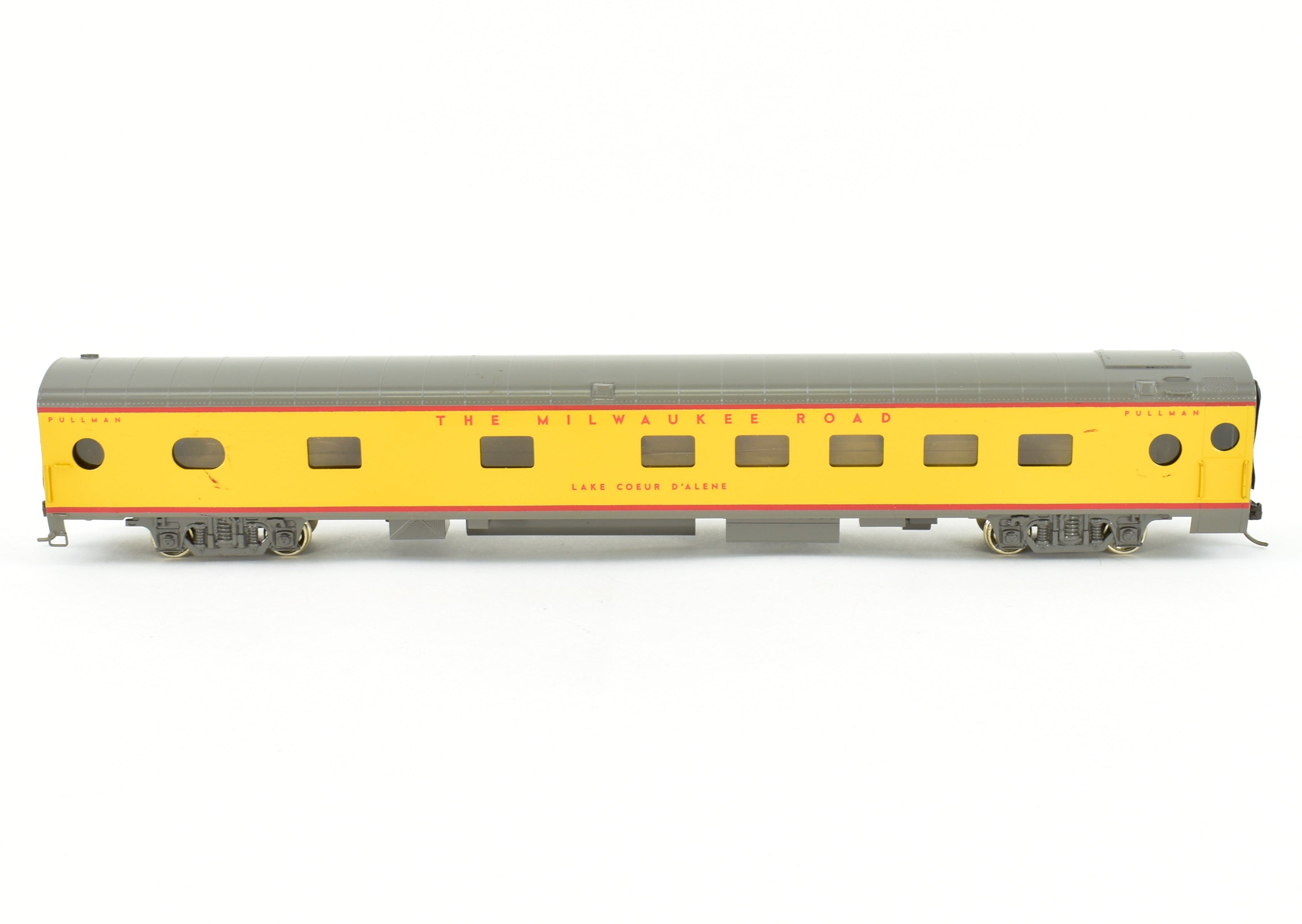 High - Quality HO Scale Brass Soho Milwaukee Road Lake Series Sleeper Model Custom - Finished for Collectors