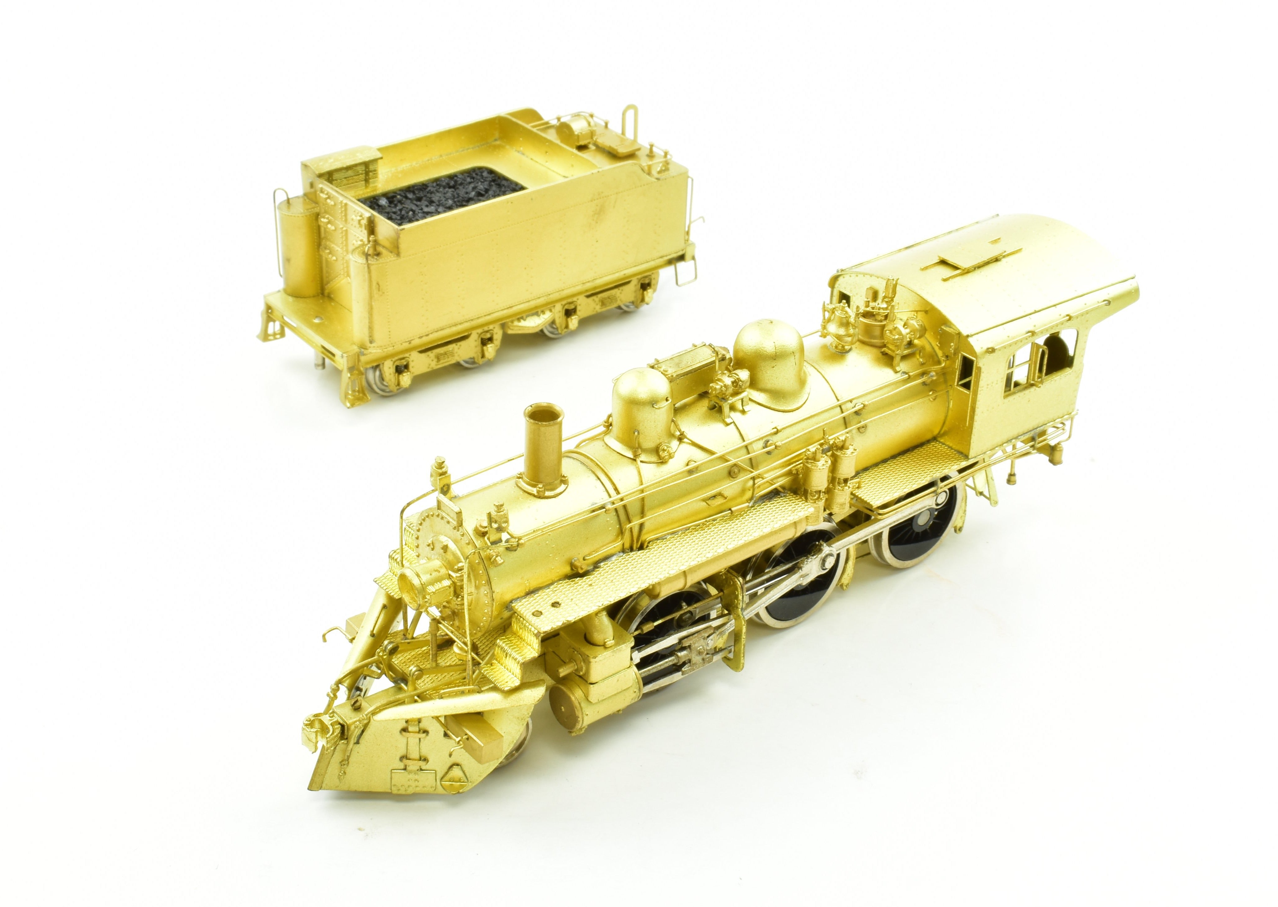 HO Brass Pacific Fast Mail Samhongsa B&M Boston & Maine B-15 2-6-0 with Snow Plow