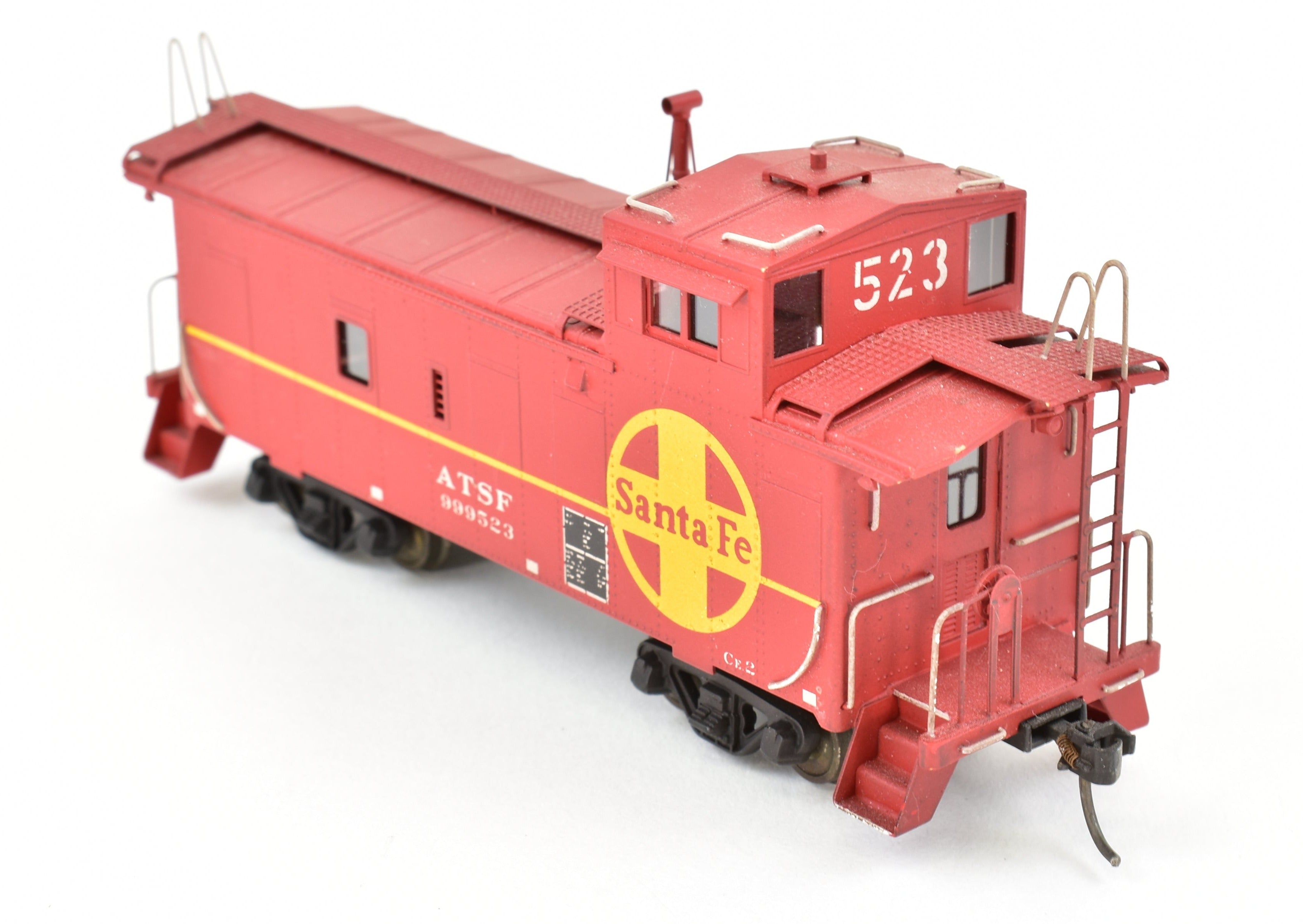 High - Quality HO Scale Brass Nickel - Plated (NPP) ATSF - Santa Fe CE - 2 Caboose Model with Custom Painted Finish