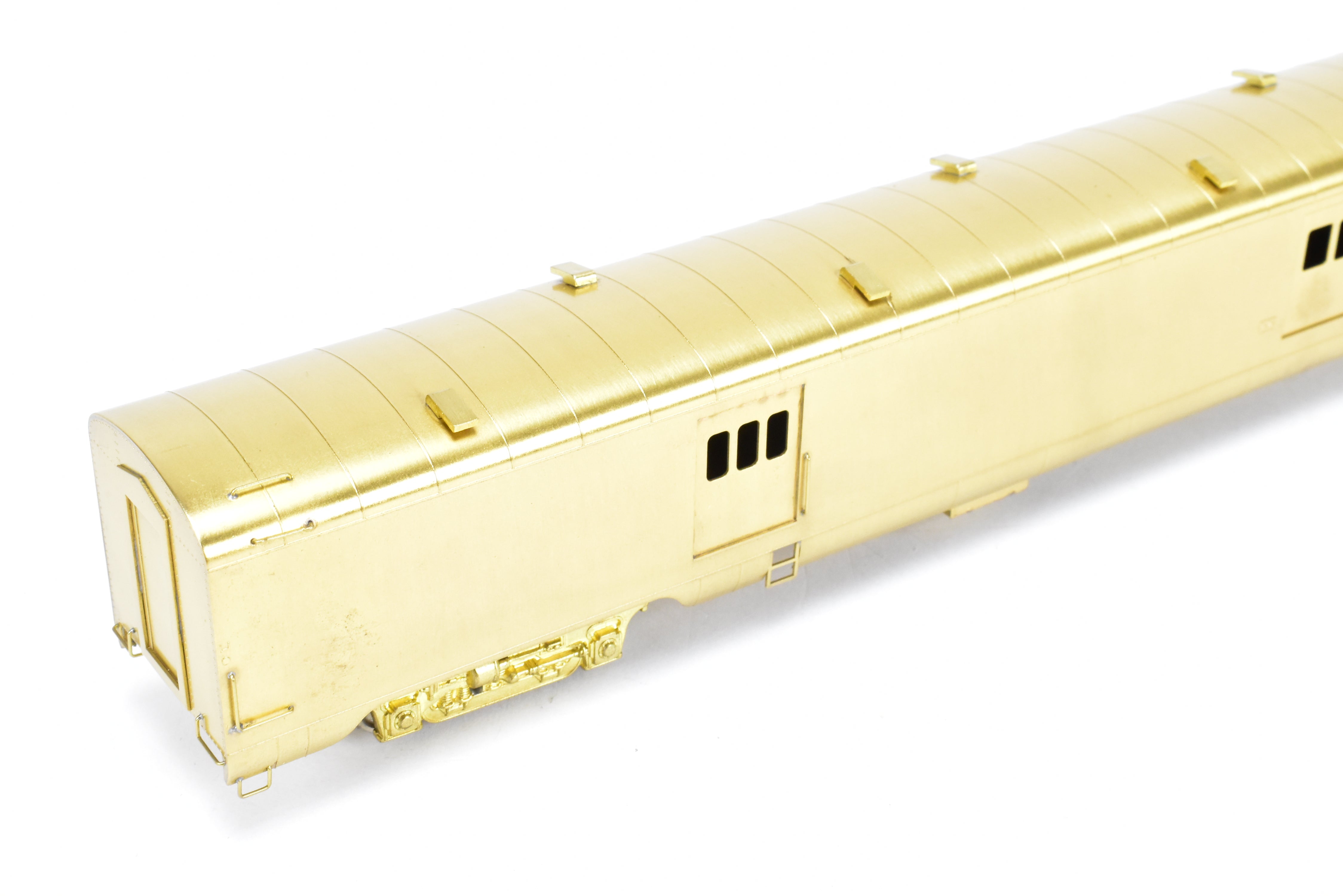 HO Brass Oriental Limited #400 Water Baggage Car with Skirts for North Coast Limited