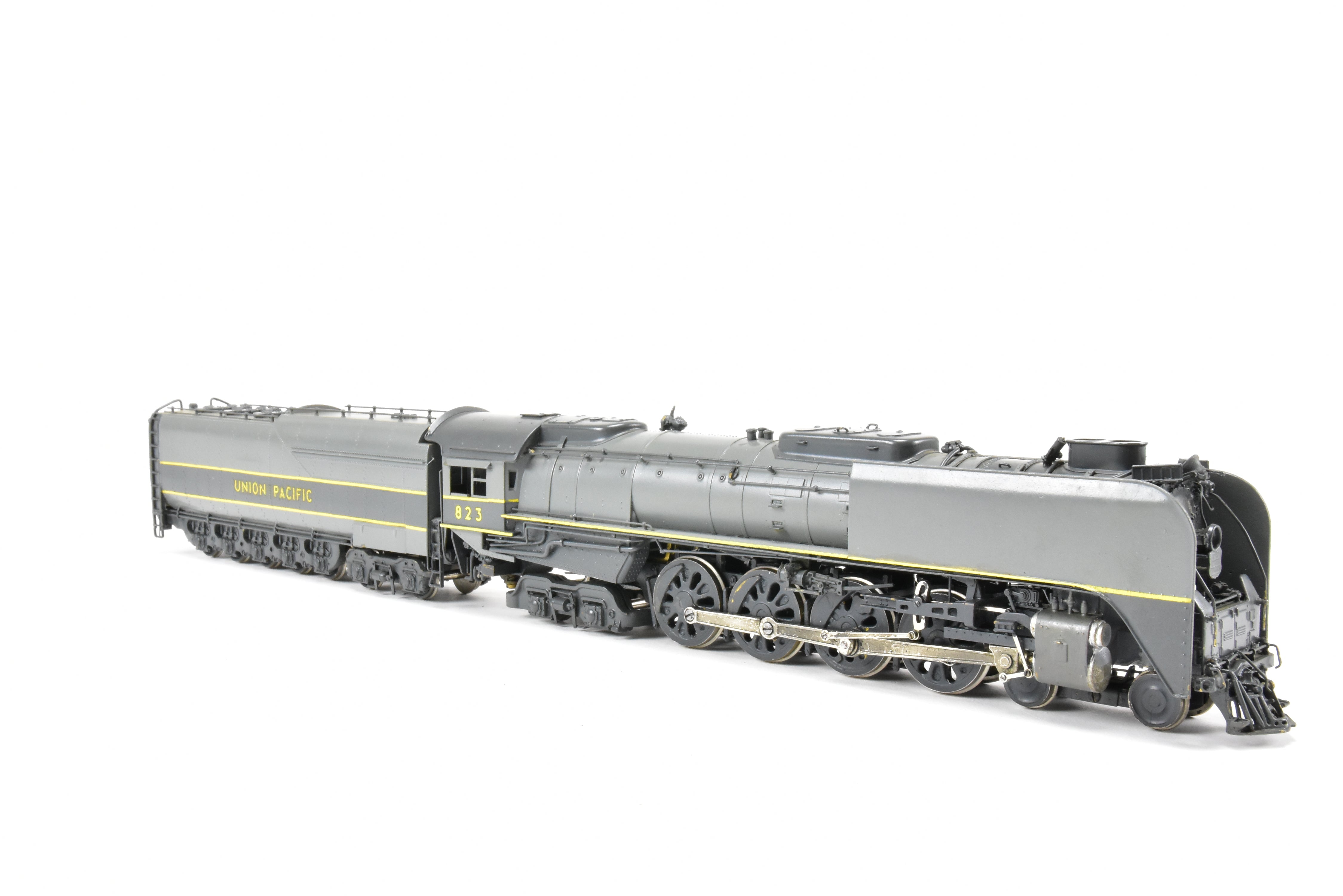 HO Scale Brass PFM Union Pacific 4-8-4 FEF-2 Northern #823 Custom Two-Tone Grey