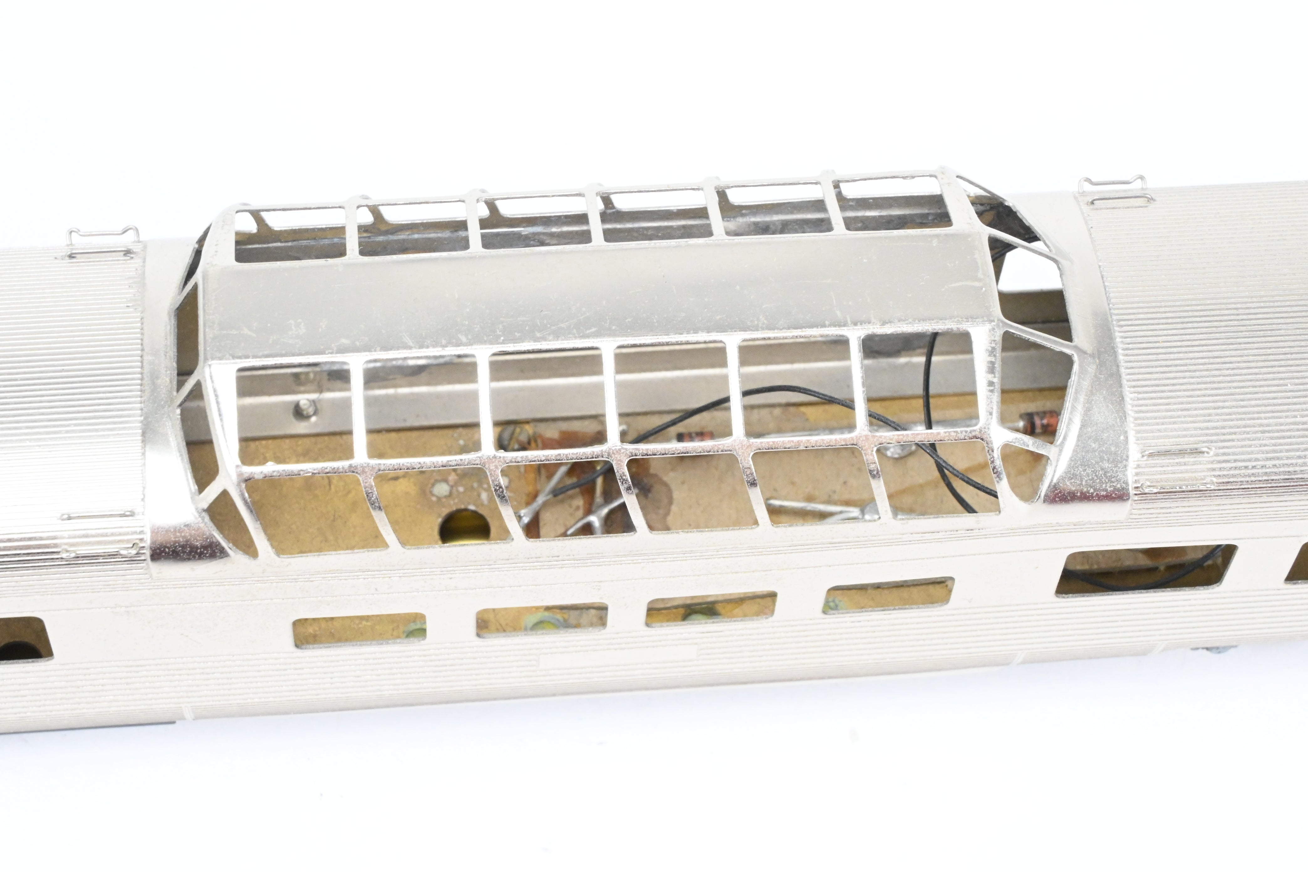 HO Scale Brass Lambert Chesapeake and Ohio (C&O) Budd Dome Observation Model Train Car