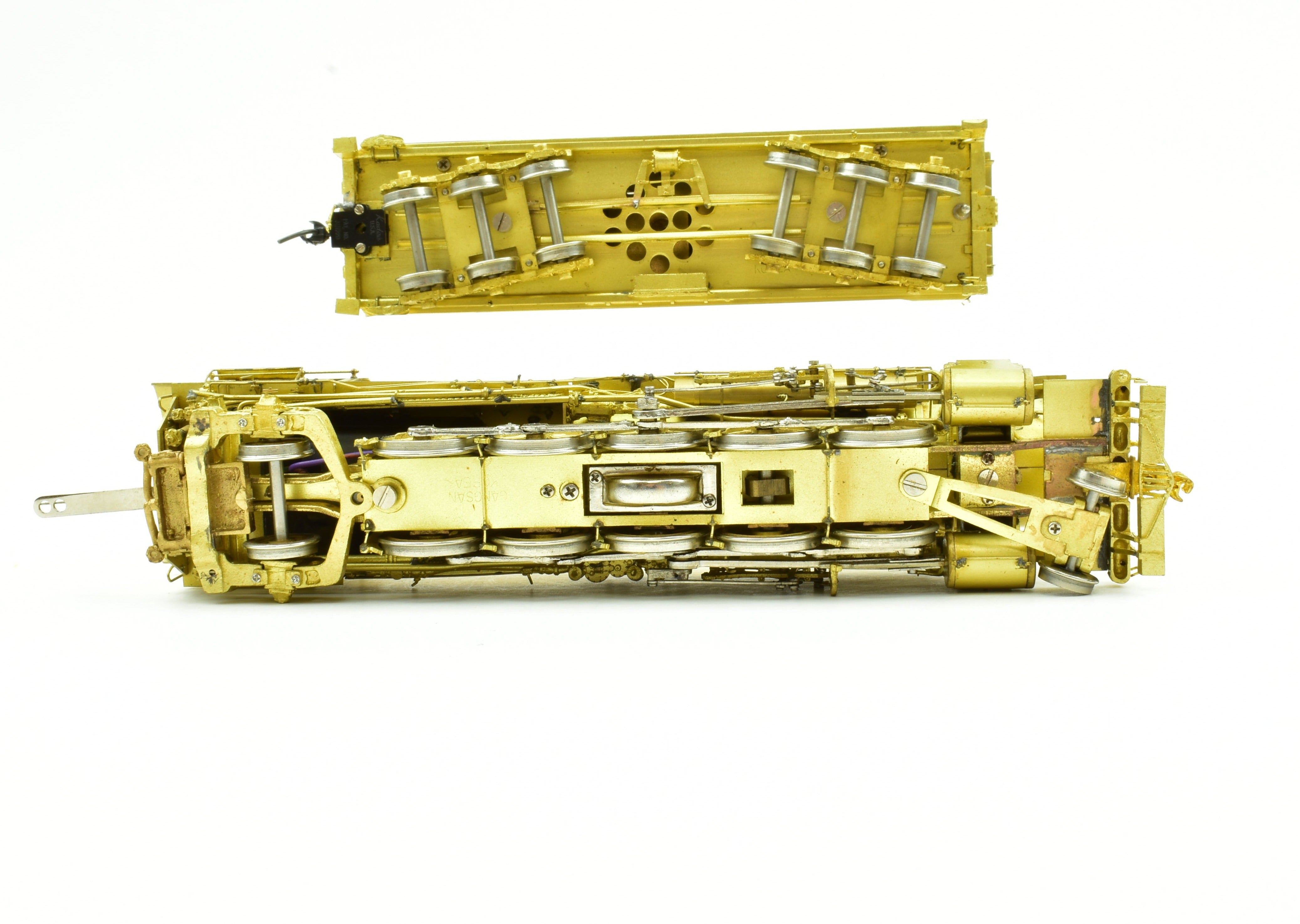 HO Scale Brass Model of Texas & Pacific Class G - 1b 2 - 10 - 2 Santa Fe Locomotive by Pecos River Brass