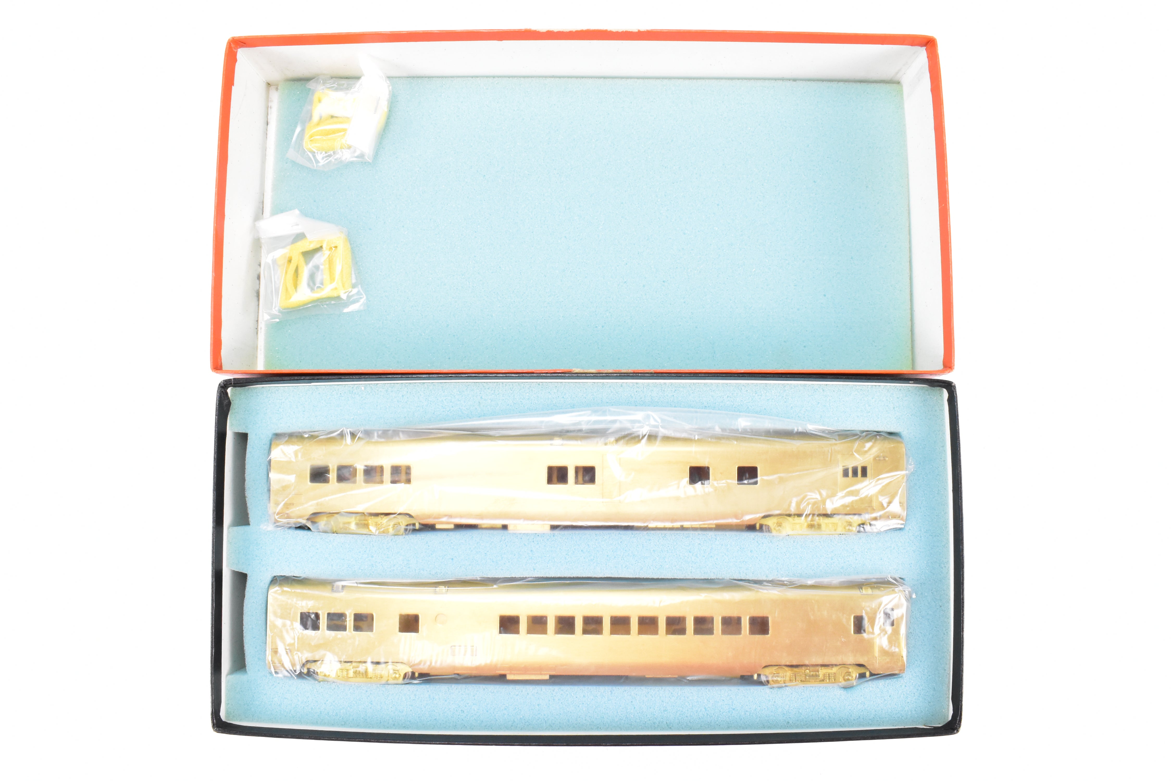 HO Scale Brass Nickel Plate Products (NPP) Chicago & Northwestern 2 - Car Baggage and Parlor Model Set
