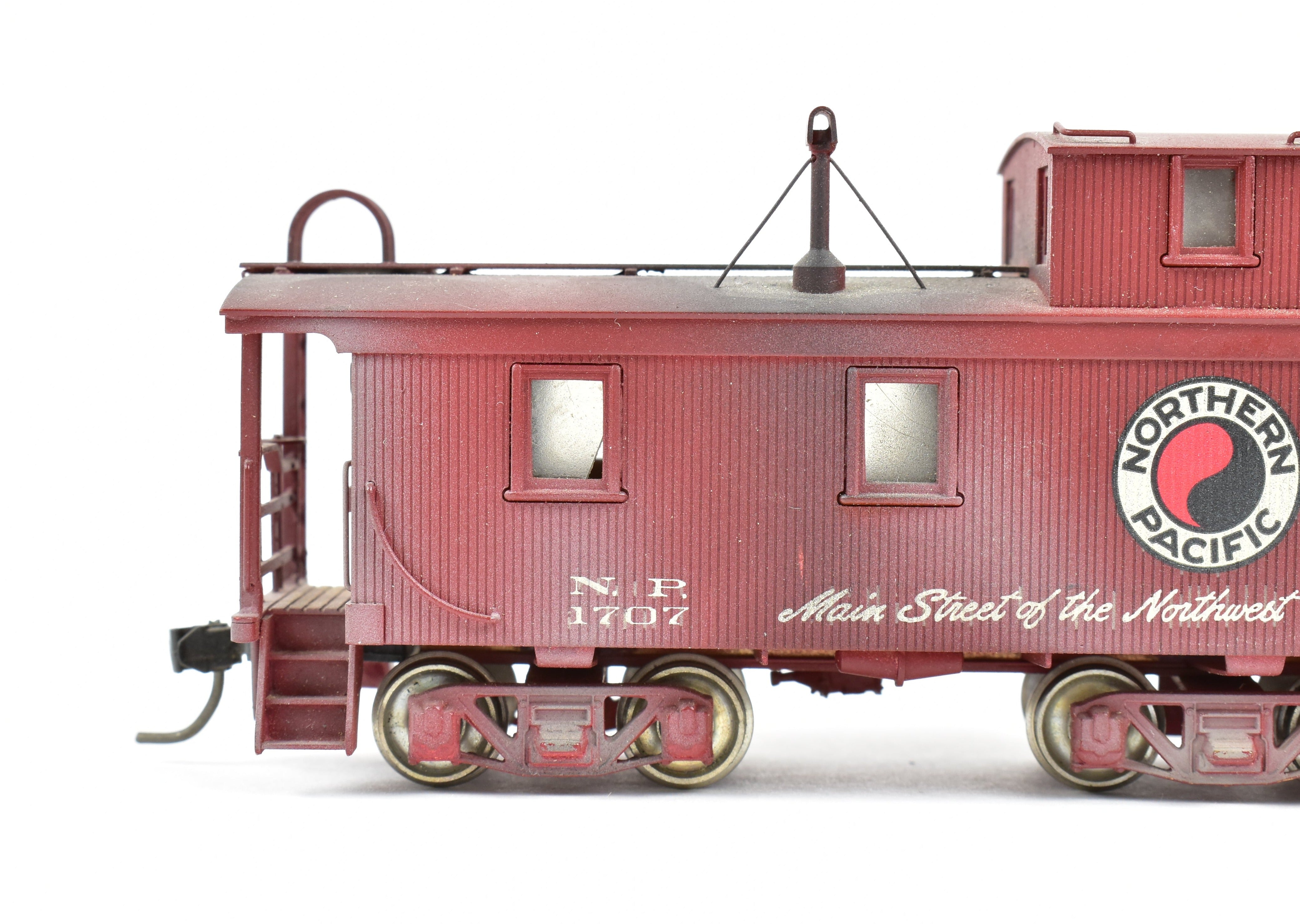 Custom Painted HO Brass NWSL - Northwest Short Line NP - Northern Pacific Wood Caboose