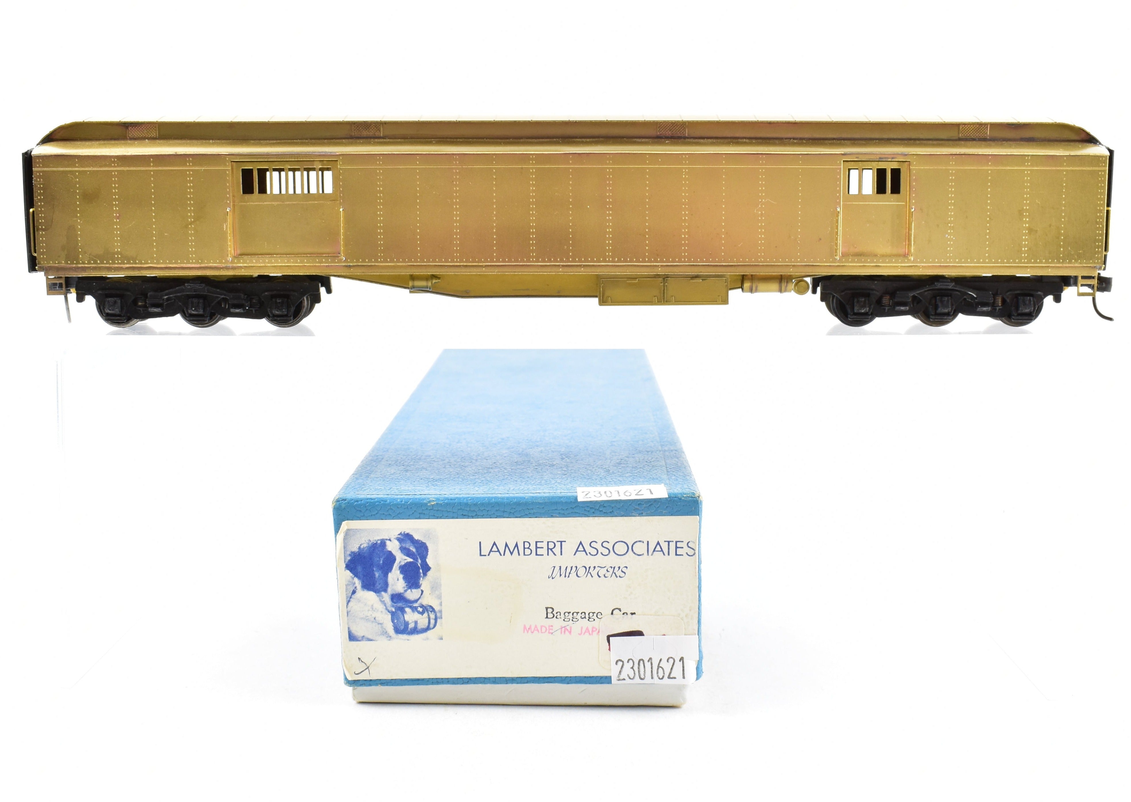 HO Scale Brass Lambert Model Train - Various Roads ATSF - Santa Fe Heavyweight Baggage Car with Central Valley Trucks