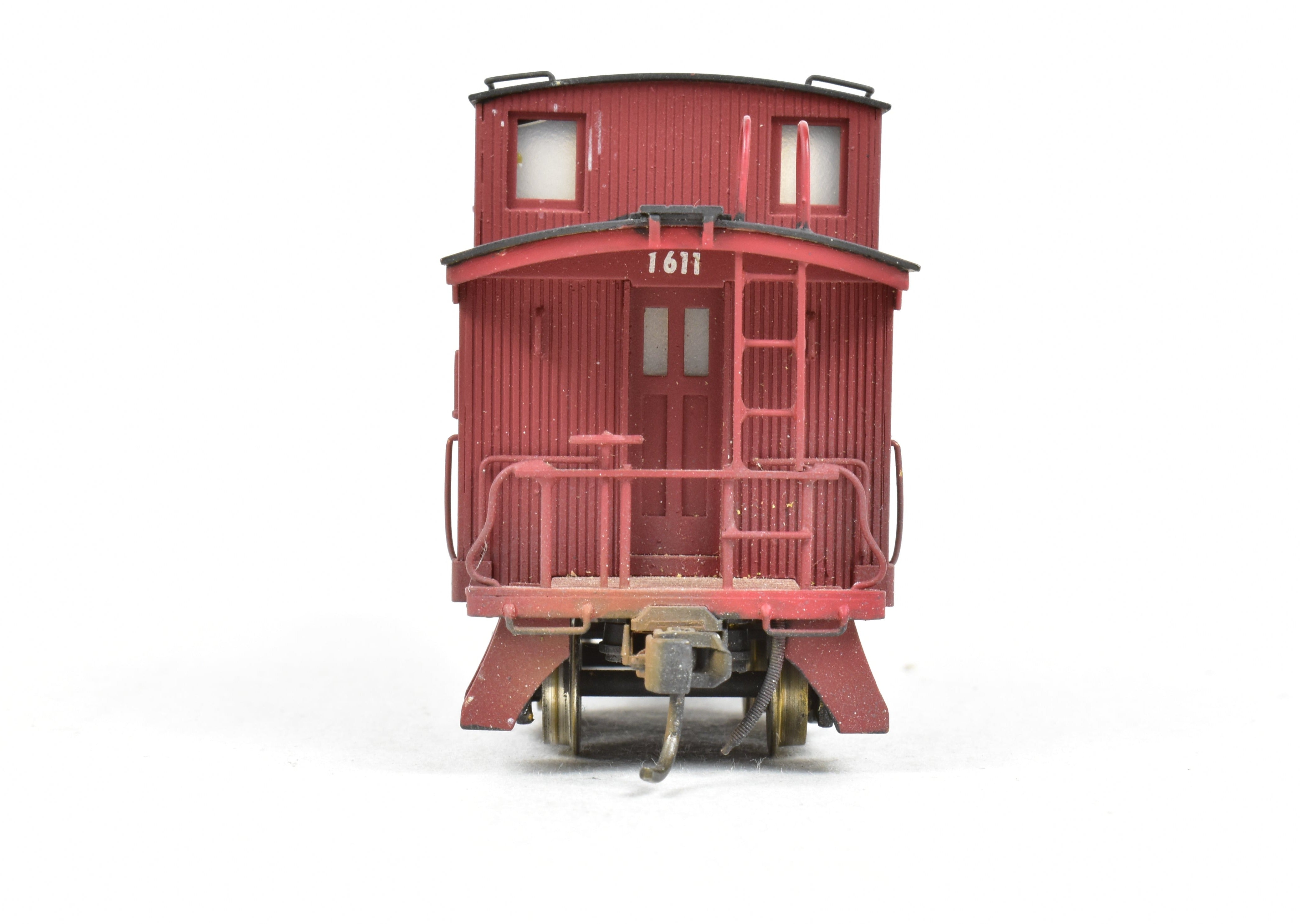 HO Scale Brass Model of NorthWest Short Line (NWSL) and Northern Pacific (NP) Wood Sided Caboose Custom Painted with Number 1611 for Model Train Enthusiasts