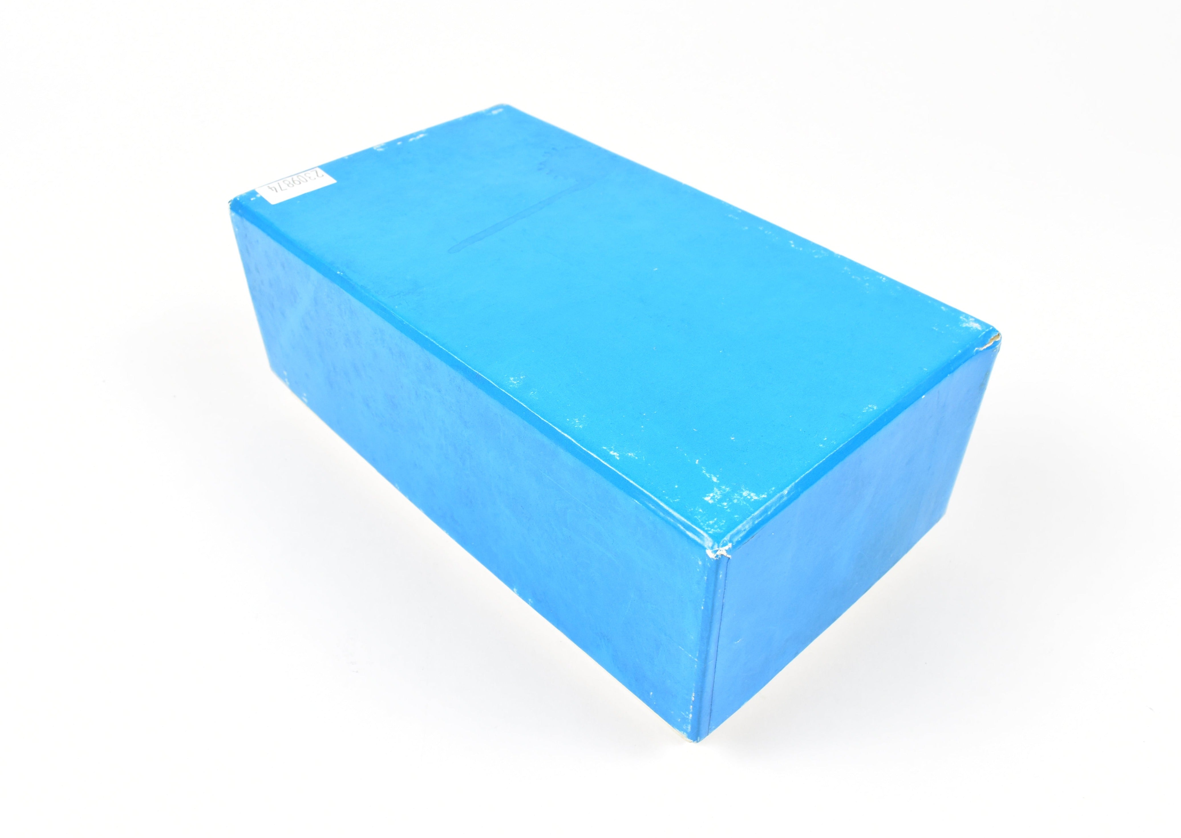 HO Scale Brass 34-Foot Covered Hopper with Closed Sides and Square Hatches from Pecos River Brass for Various Roads ACF