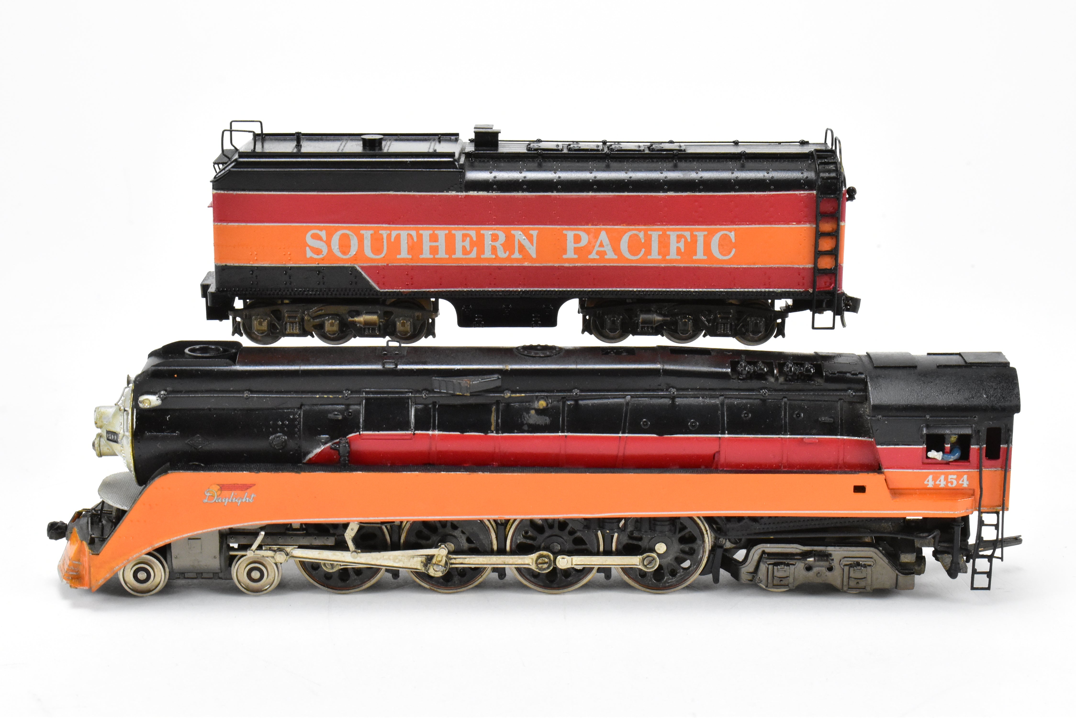 HO Scale Brass Model Train - Max Gray SP Southern Pacific Class GS - 4 4 - 8 - 4 Skirted CP Daylight Locomotive #4454