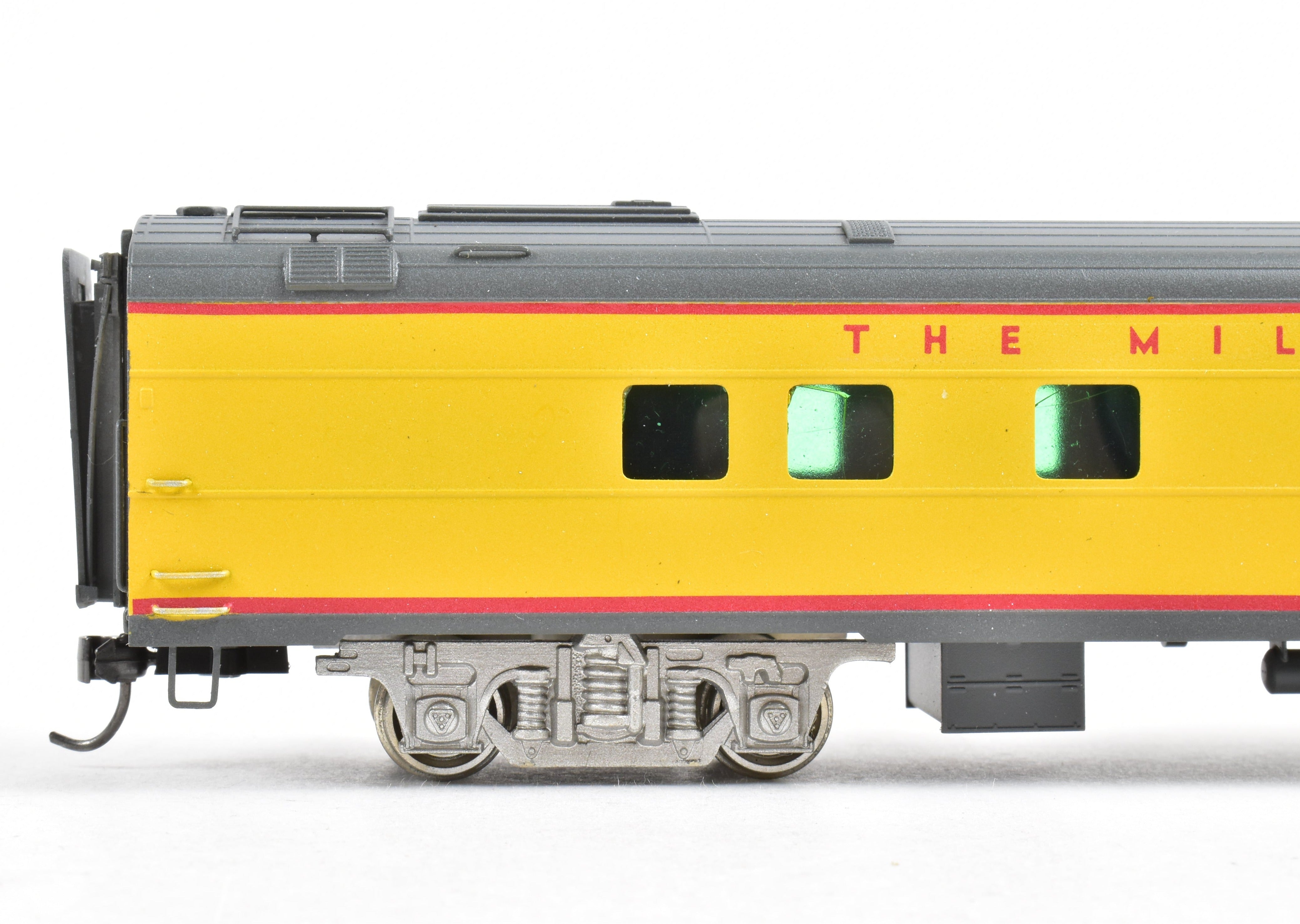 High - Quality HO Scale Brass Soho Milwaukee Road #1314 Custom - Painted Baggage - Dorm Model Train Car