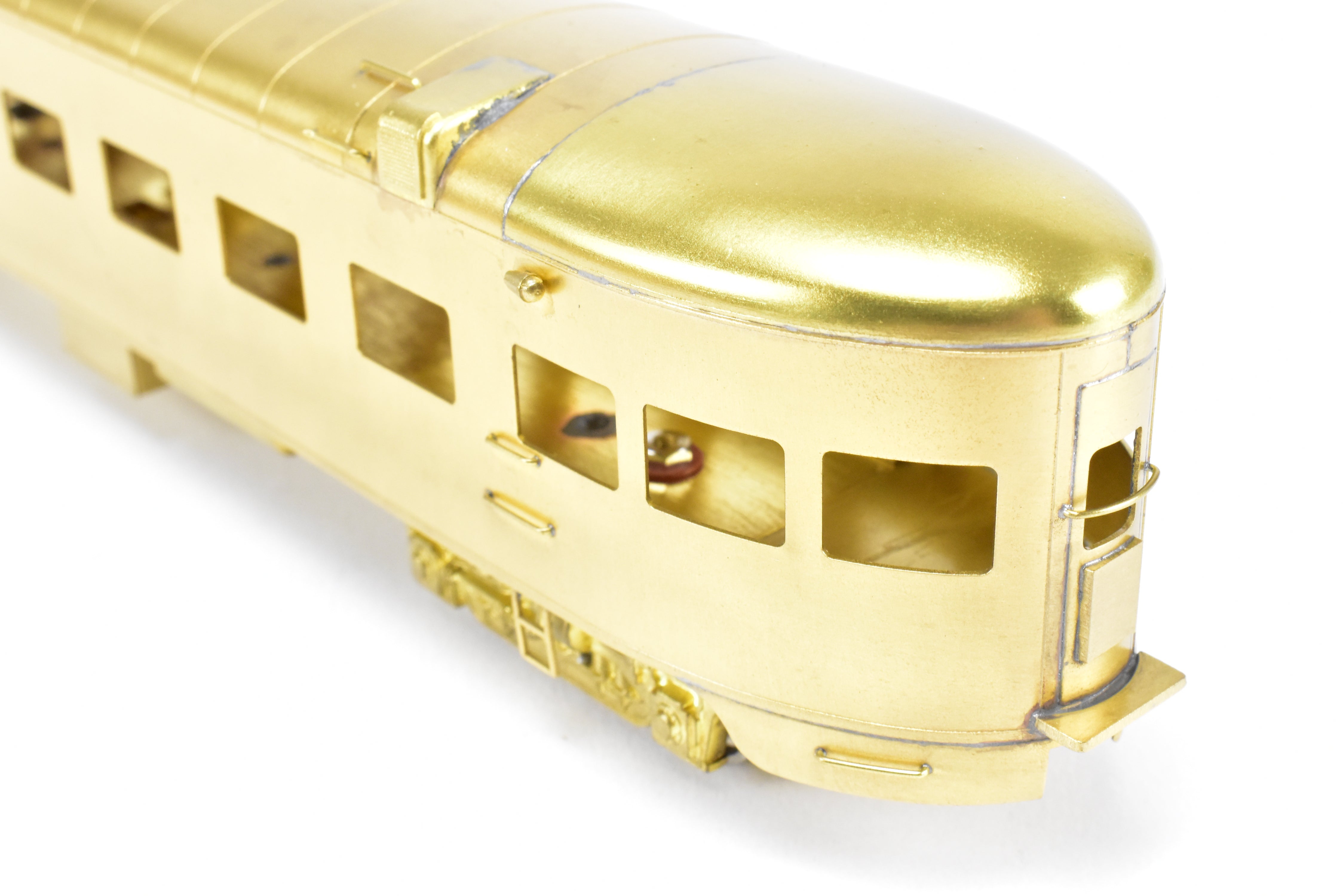 HO Scale Brass Model of the Oriental Limited Northern Pacific North Coast Limited Sleeper Observation Car #390 without Skirts