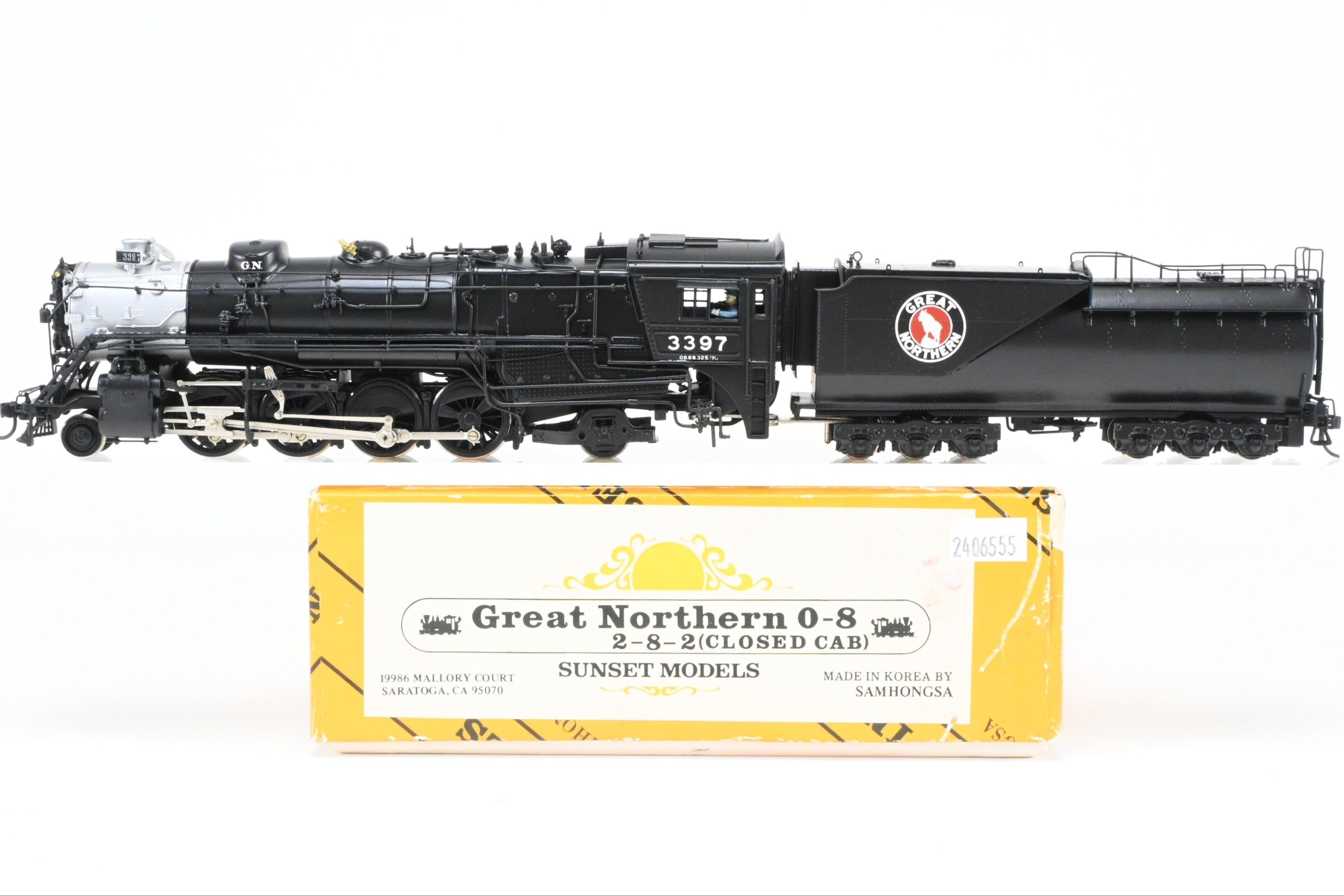 HO Scale Brass Model Train - Great Northern 2-8-2 Class O-8 Closed Cab, Professionally Painted by Jeff Lemke Trains, Inc., Sunset Models Imported