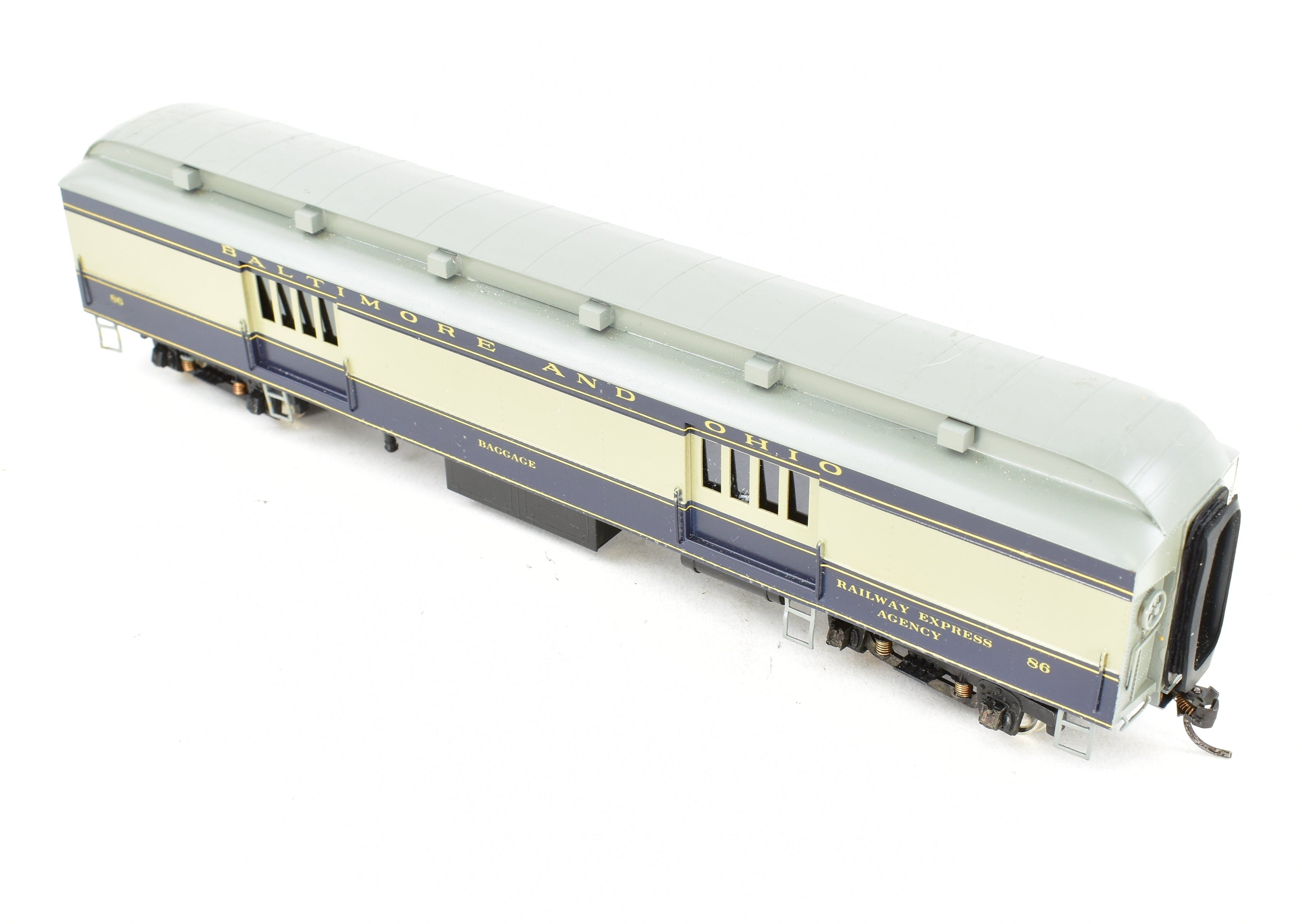 HO Scale Brass Lambert B&O (Baltimore & Ohio) Heavyweight 60-Foot Baggage Car with Custom Painting and Central Valley Trucks