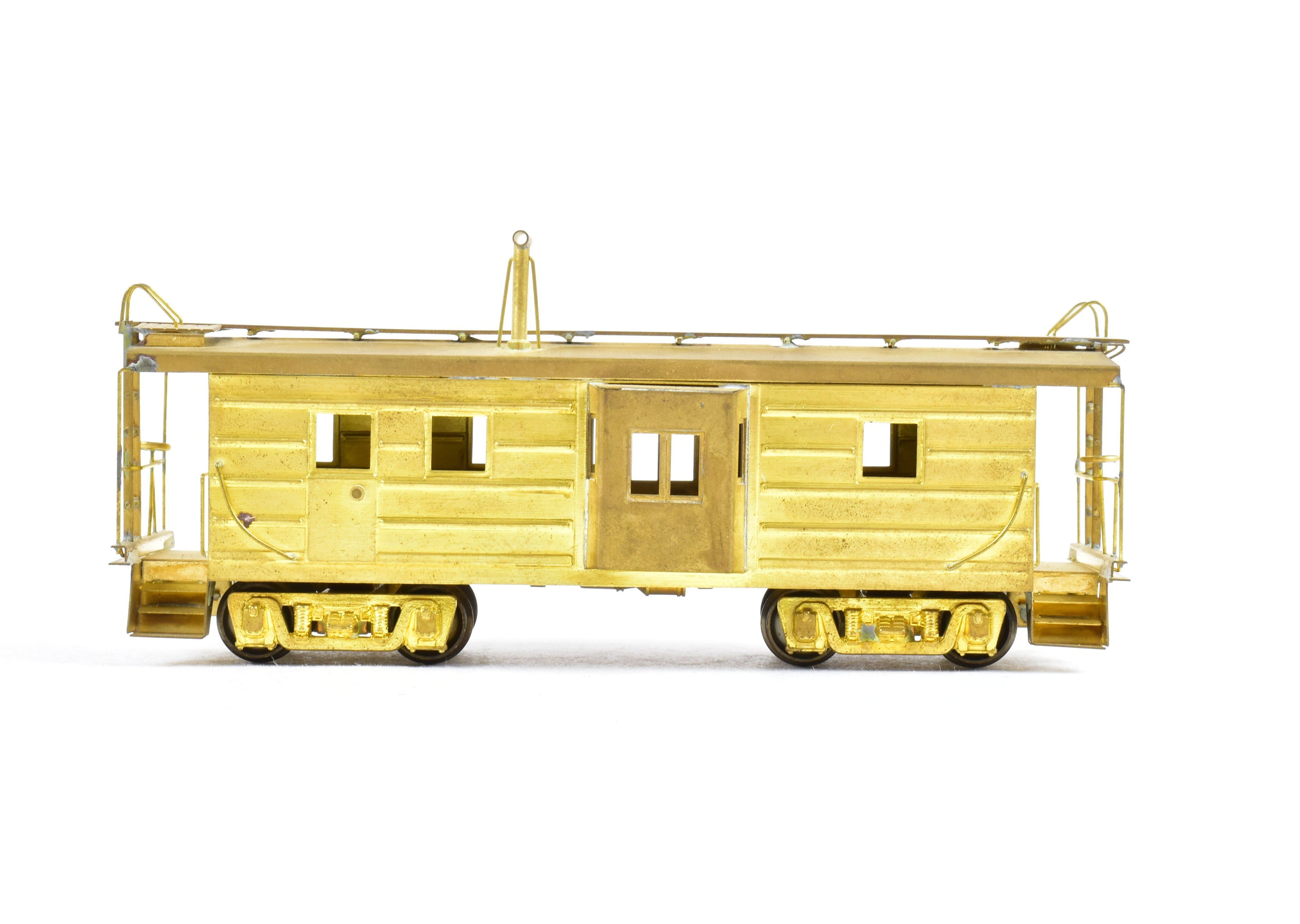HO Scale Brass Nickel Plate Products (NPP) Milwaukee Road Bay Window Caboose Model