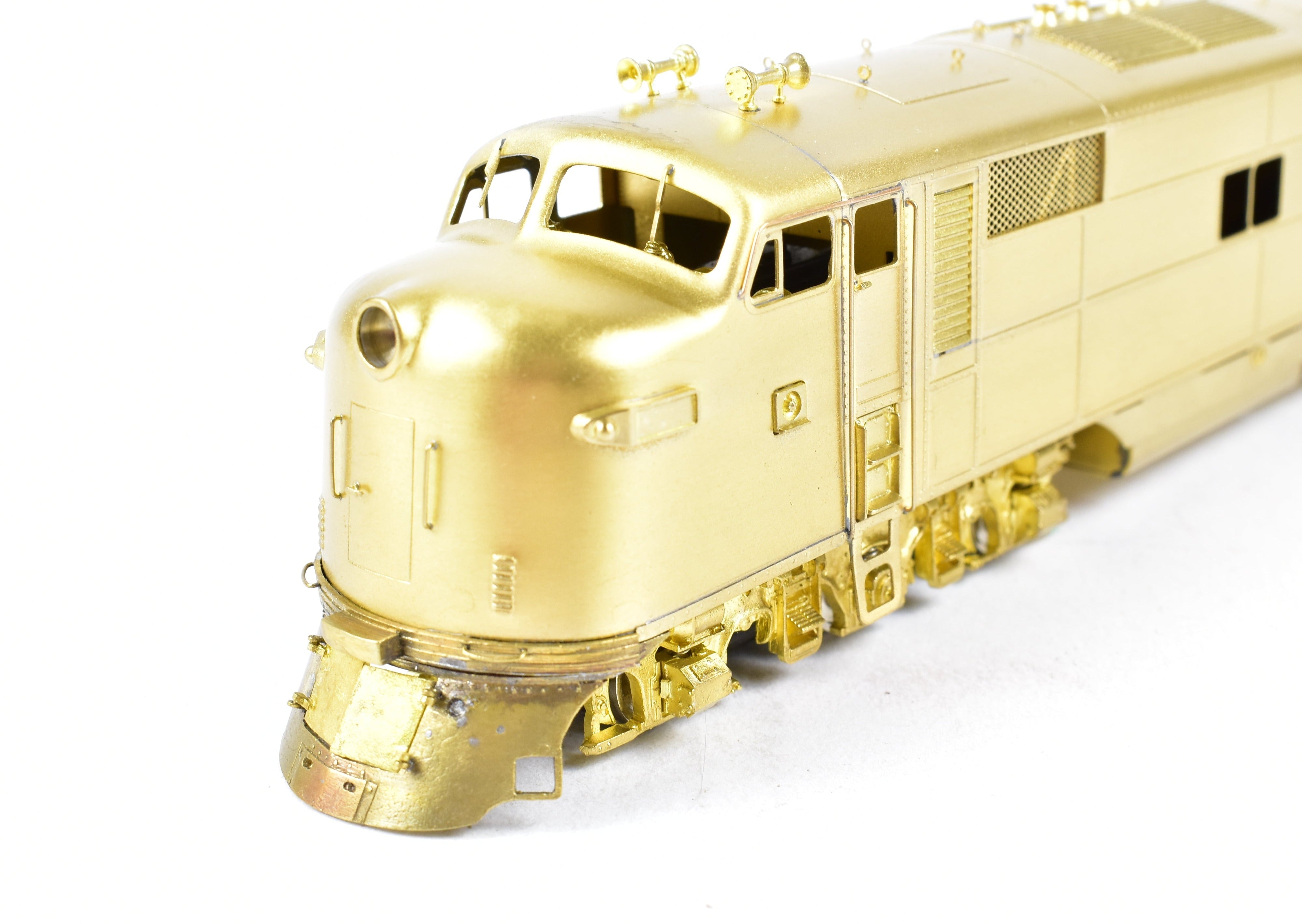 HO Scale Brass Oriental Limited Model Train - EMD E7A 2000 HP Phase I with Great Northern Closed Pilot Replica