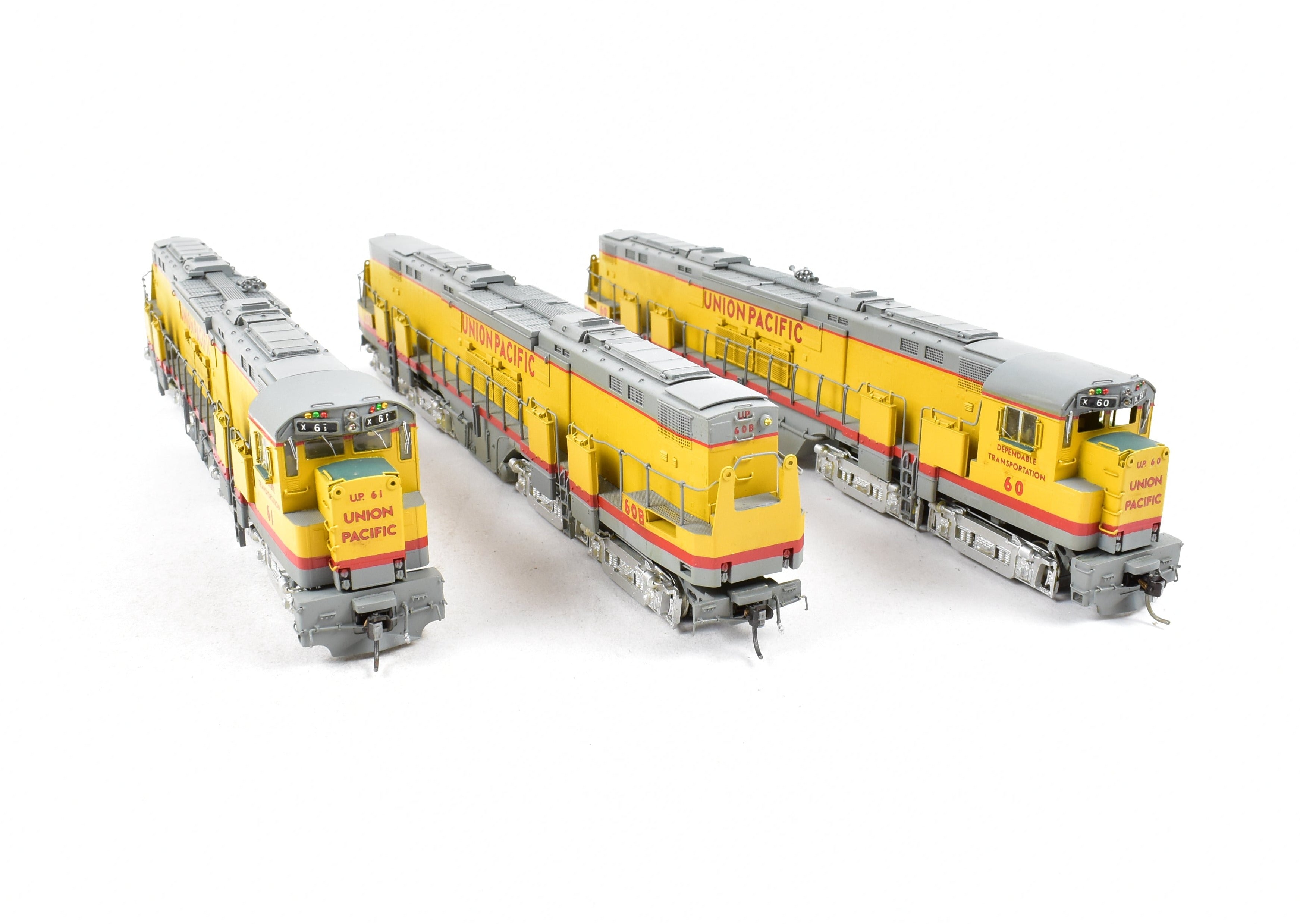 High - Quality HO Scale Brass Oriental Limited Union Pacific Alco C855 A/B/A Set with Custom Painting and Excellent Condition