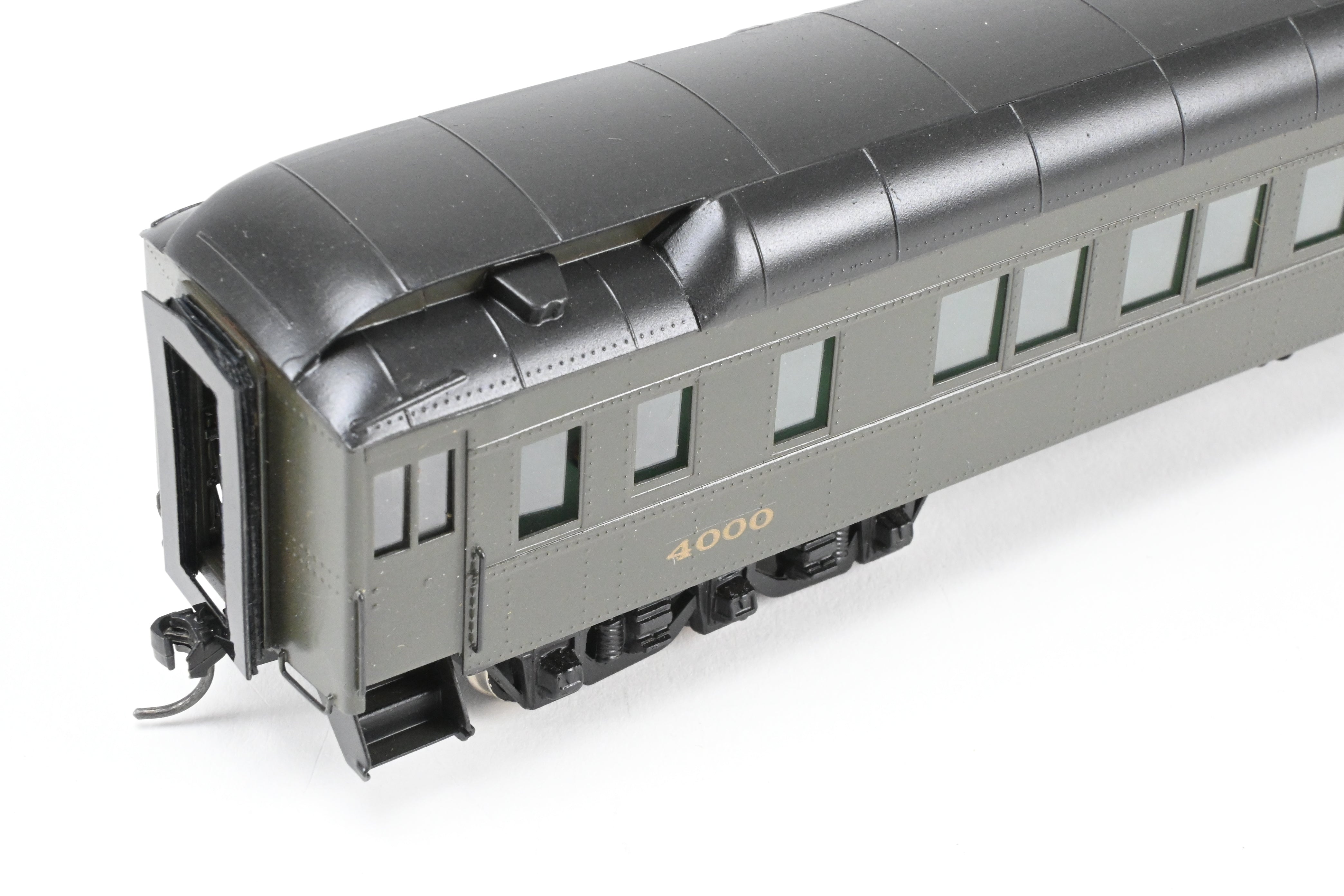 HO Scale Brass Model of Soho Pullman Riverdale 16 - Section Heavy - Weight Sleeper for Denver & Rio Grande Western Railroad, Numbered #4000