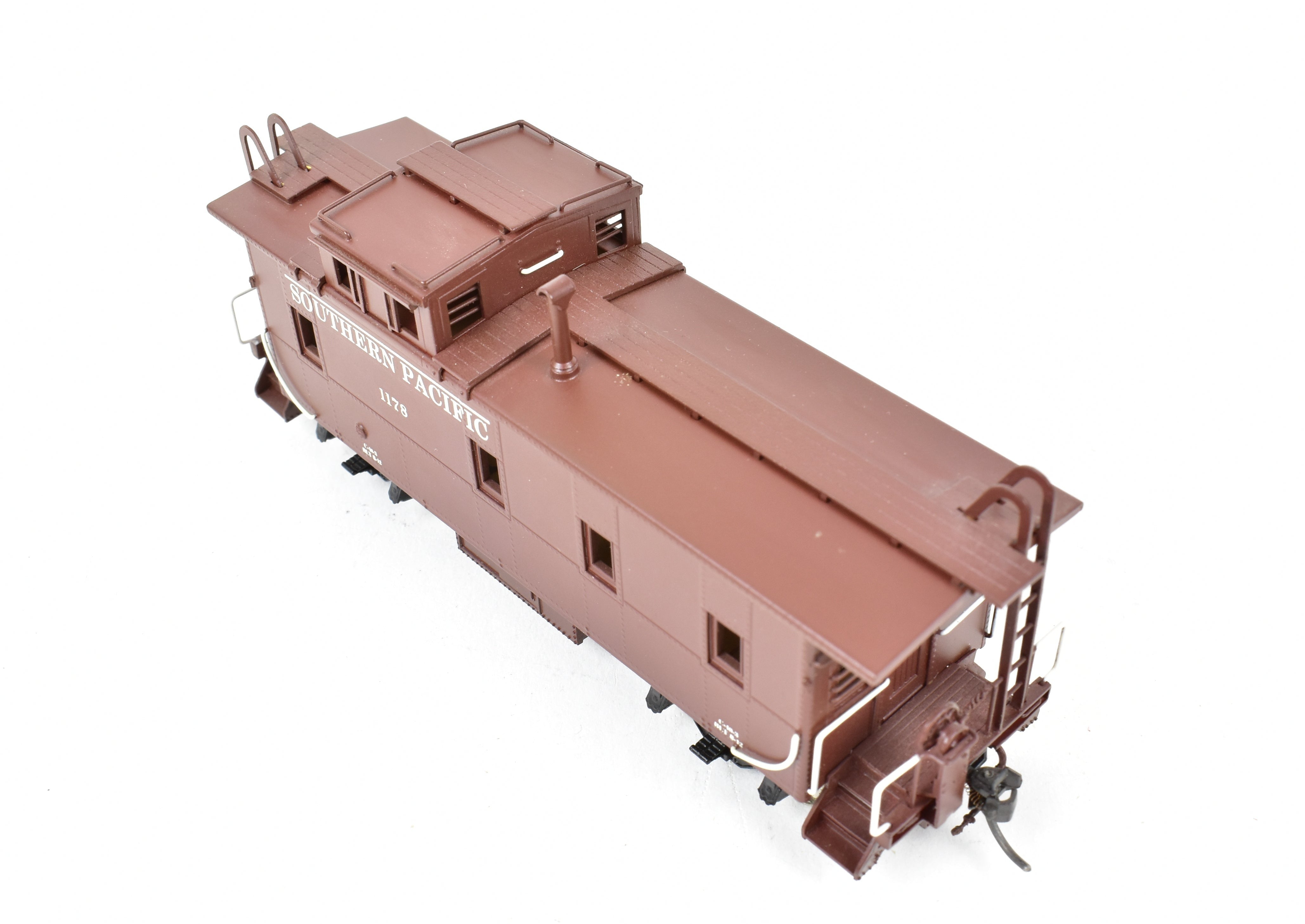 HO Scale Brass Pacific Fast Mail (PFM) - SKI SP Southern Pacific Steam Era C - 40 - 3 Steel Caboose Factory Painted with Road Number 1178 Model