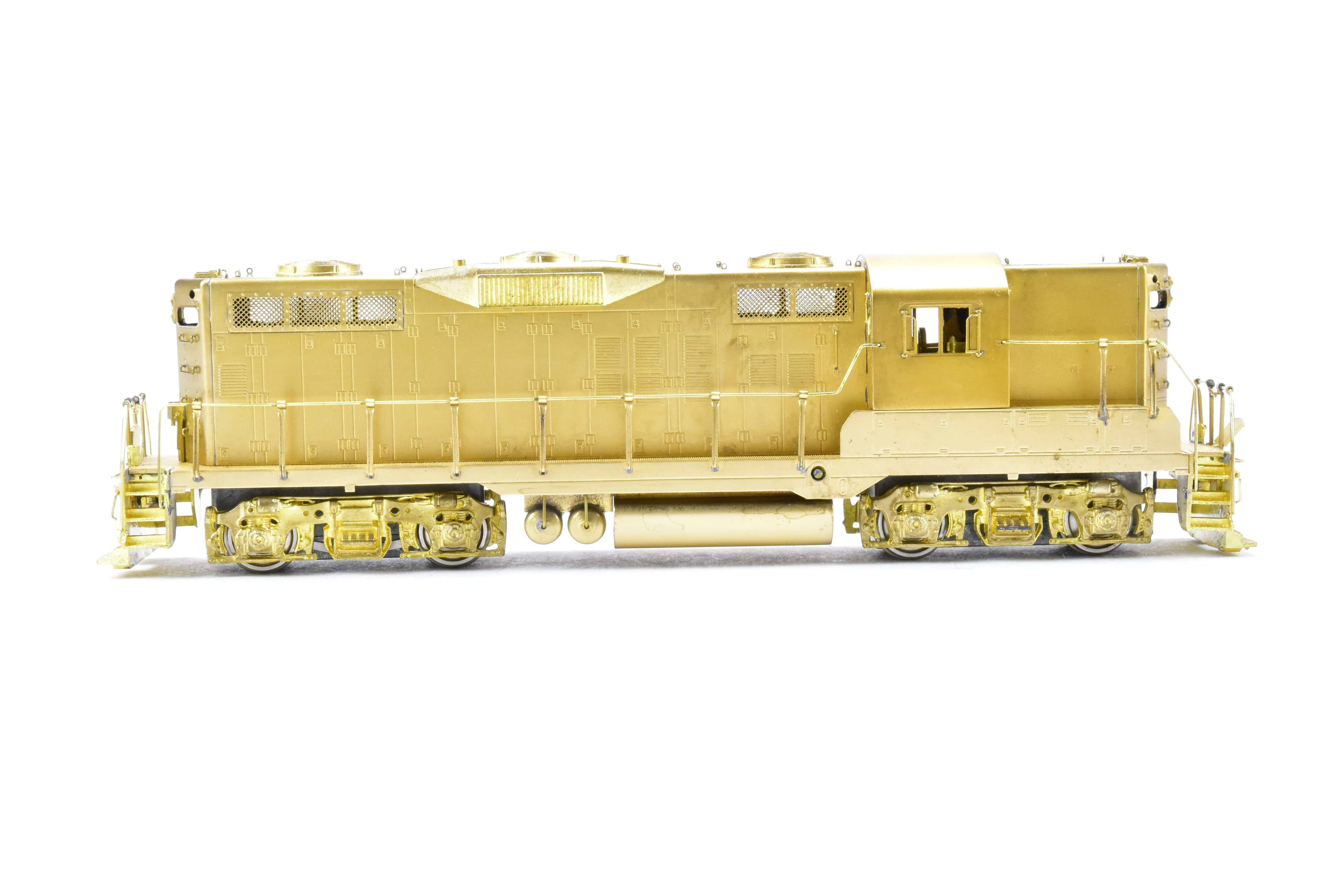 HO Brass Oriental Limited EMD GP9 1750 HP Late Version with 48 Fans & Dynamic Brakes