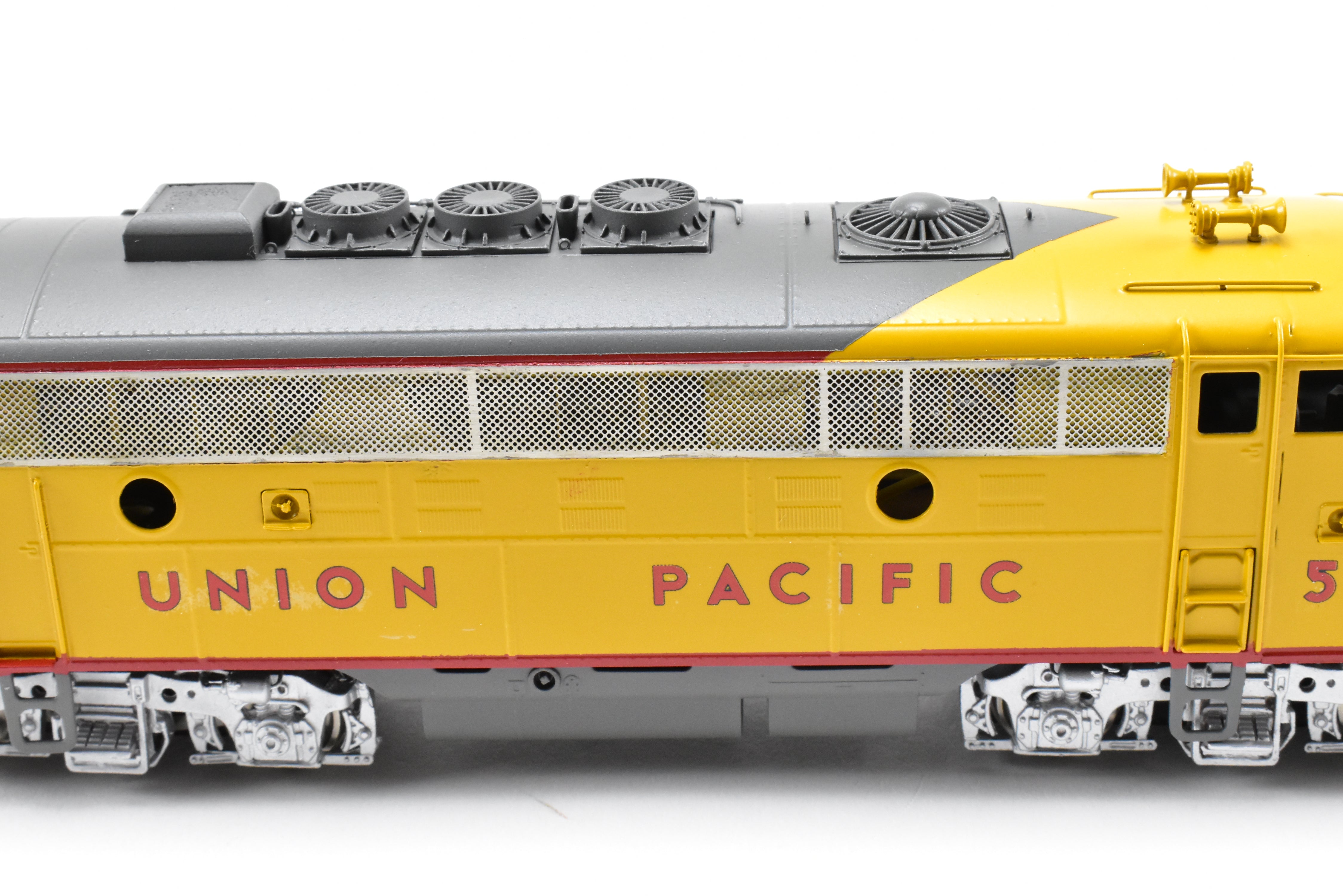 HO Brass Oriental Limited Union Pacific EMD F9MA Locomotive with Snowplow #502