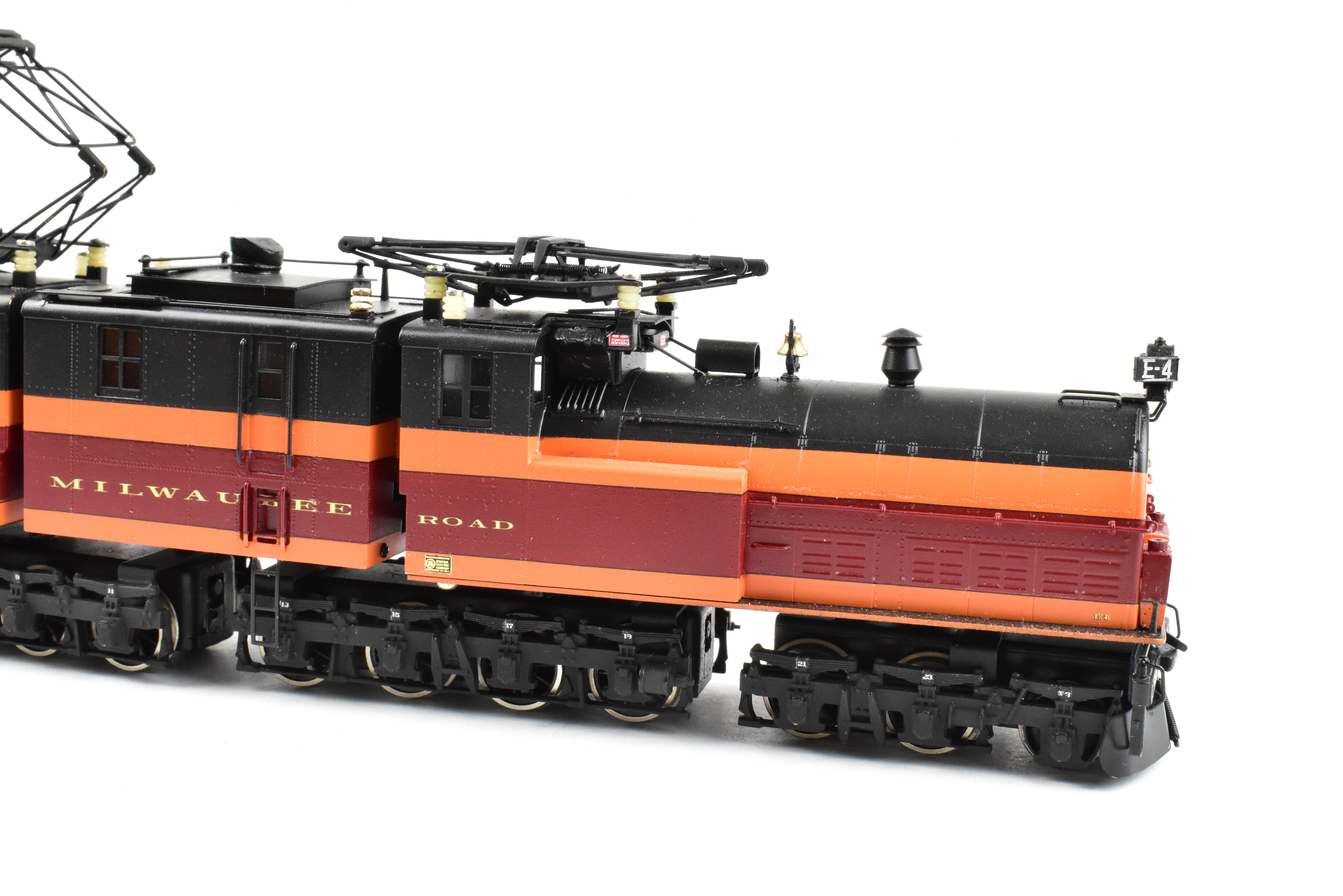 HO Scale Brass NJ Custom Brass Milwaukee Road EP-2 BI-Polar Gearless Electric Model Train with Professional Painting, Model No. E4