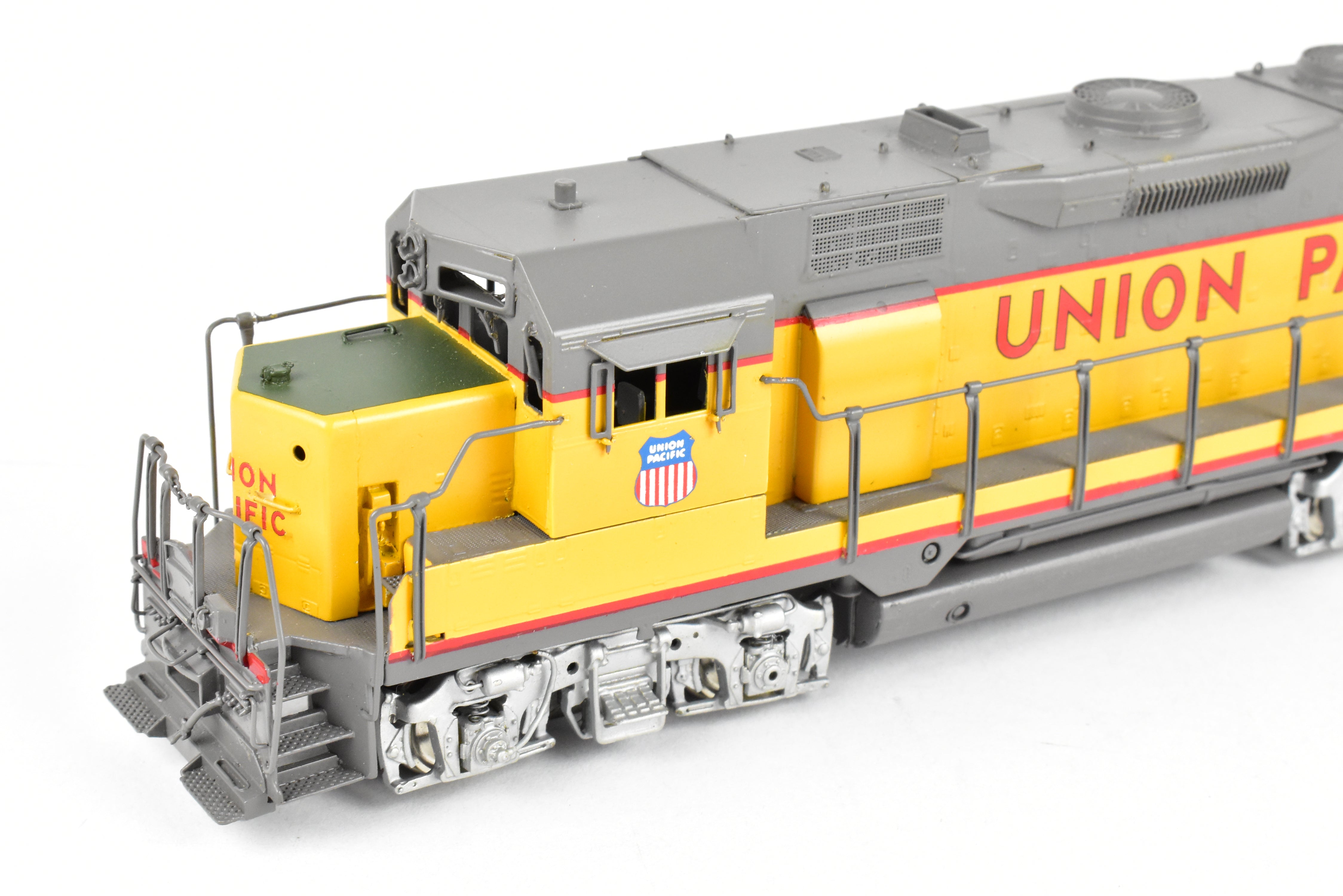 HO Scale Brass Model Train - Union Pacific EMD GP35 2500HP Low Hood FP by Oriental Limited