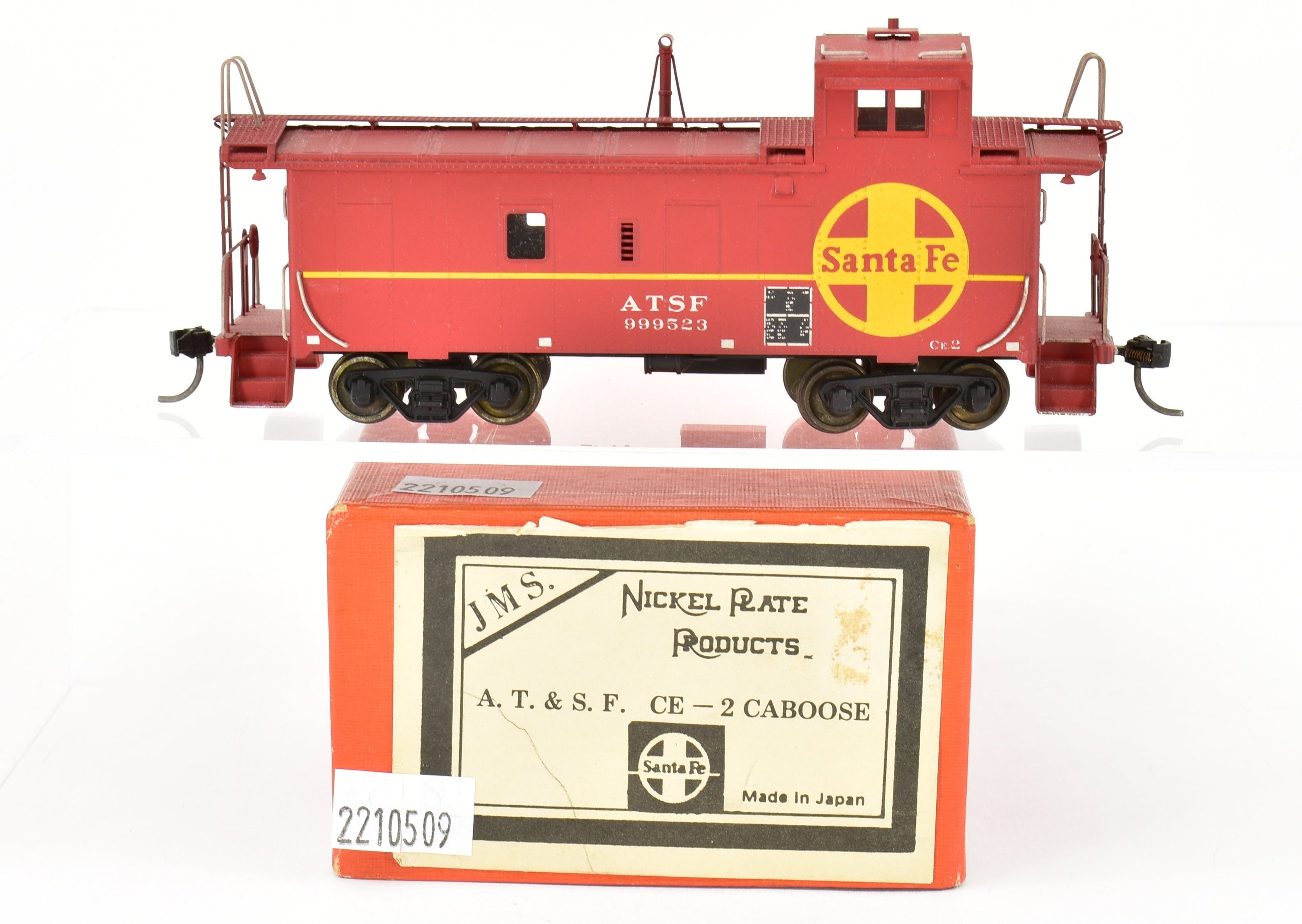 High - Quality HO Scale Brass Nickel - Plated (NPP) ATSF - Santa Fe CE - 2 Caboose Model with Custom Painted Finish