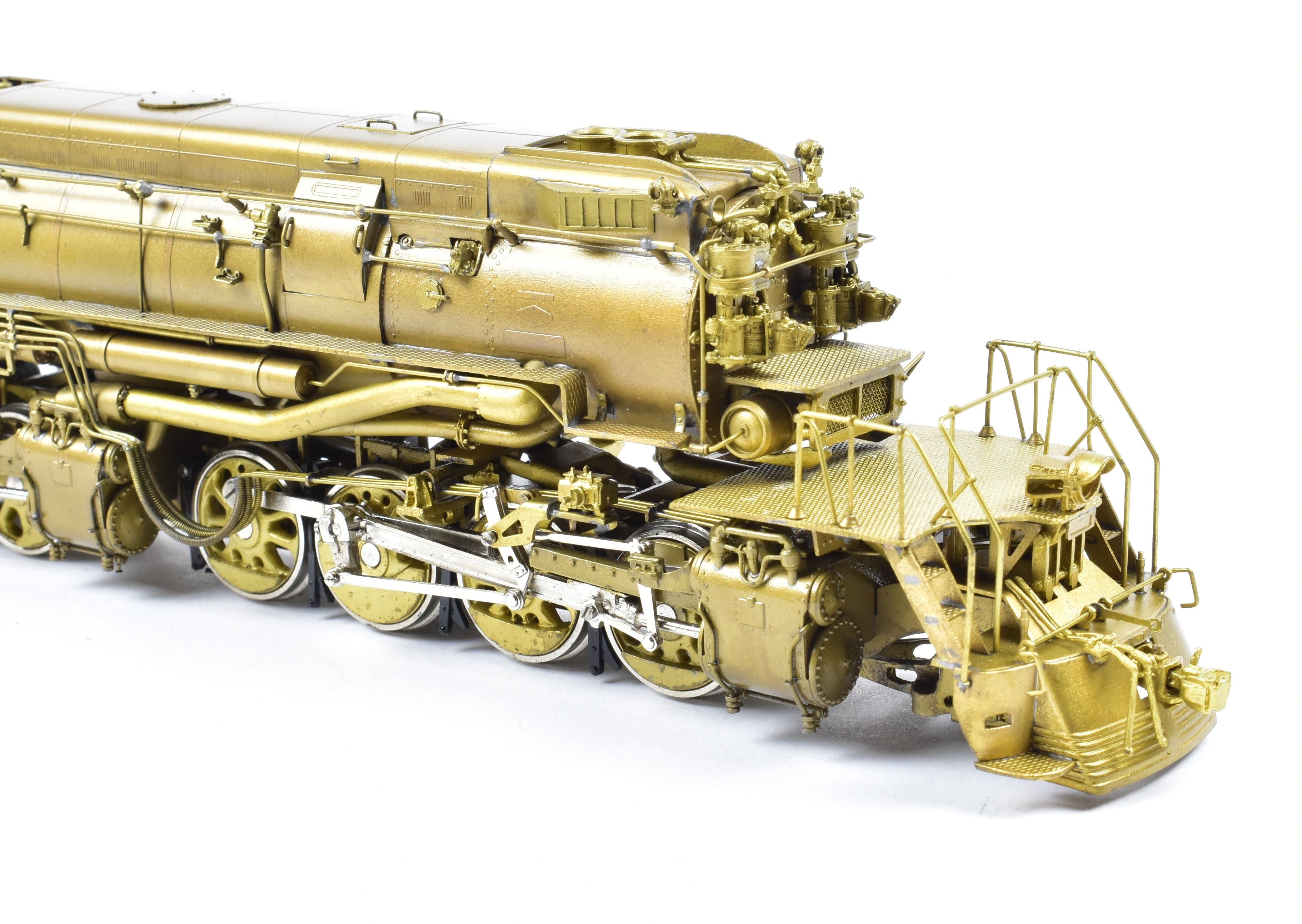 HO Scale Brass Model Train - Sunset Models' Southern Pacific AC - 9 2 - 8 - 8 - 4 Yellowstone in Yellow Color