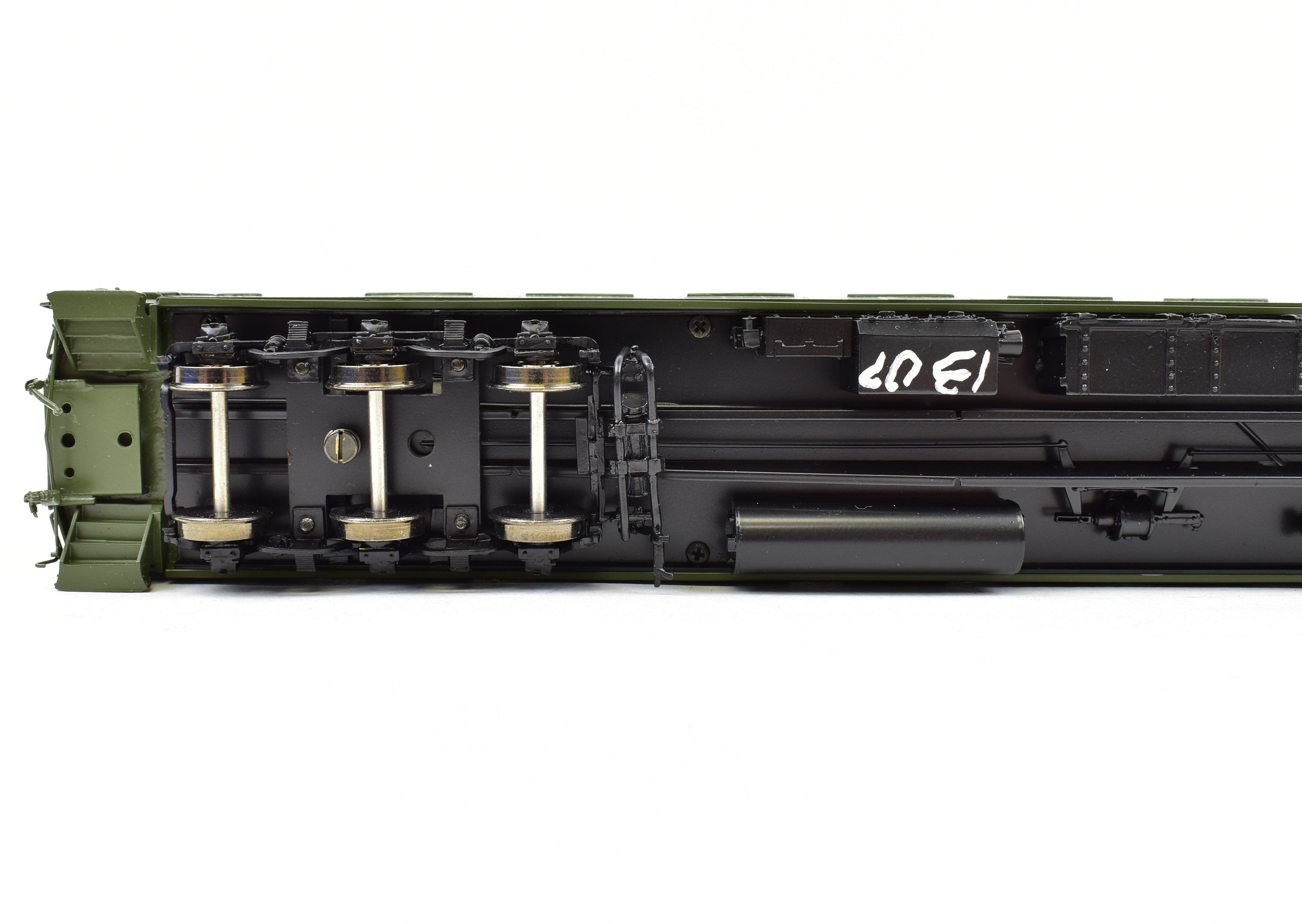 HO Scale Brass ATSF - Santa Fe 3000 Series Heavyweight Chair Car FP