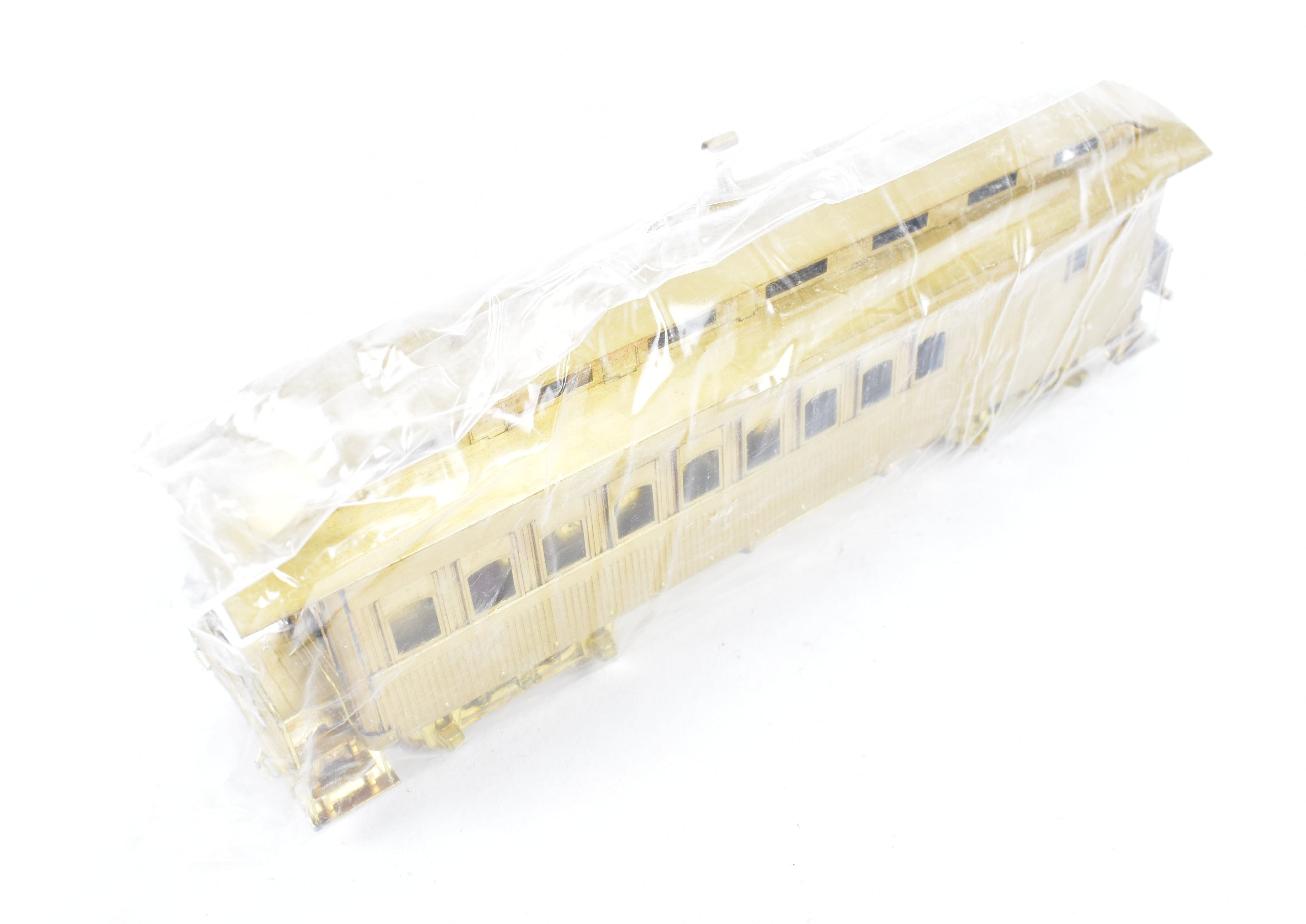 HO Scale Brass Pacific Fast Mail Model - Fujiyama Virginia & Truckee Wood Club Car Julia Bulette Collectible Train Car