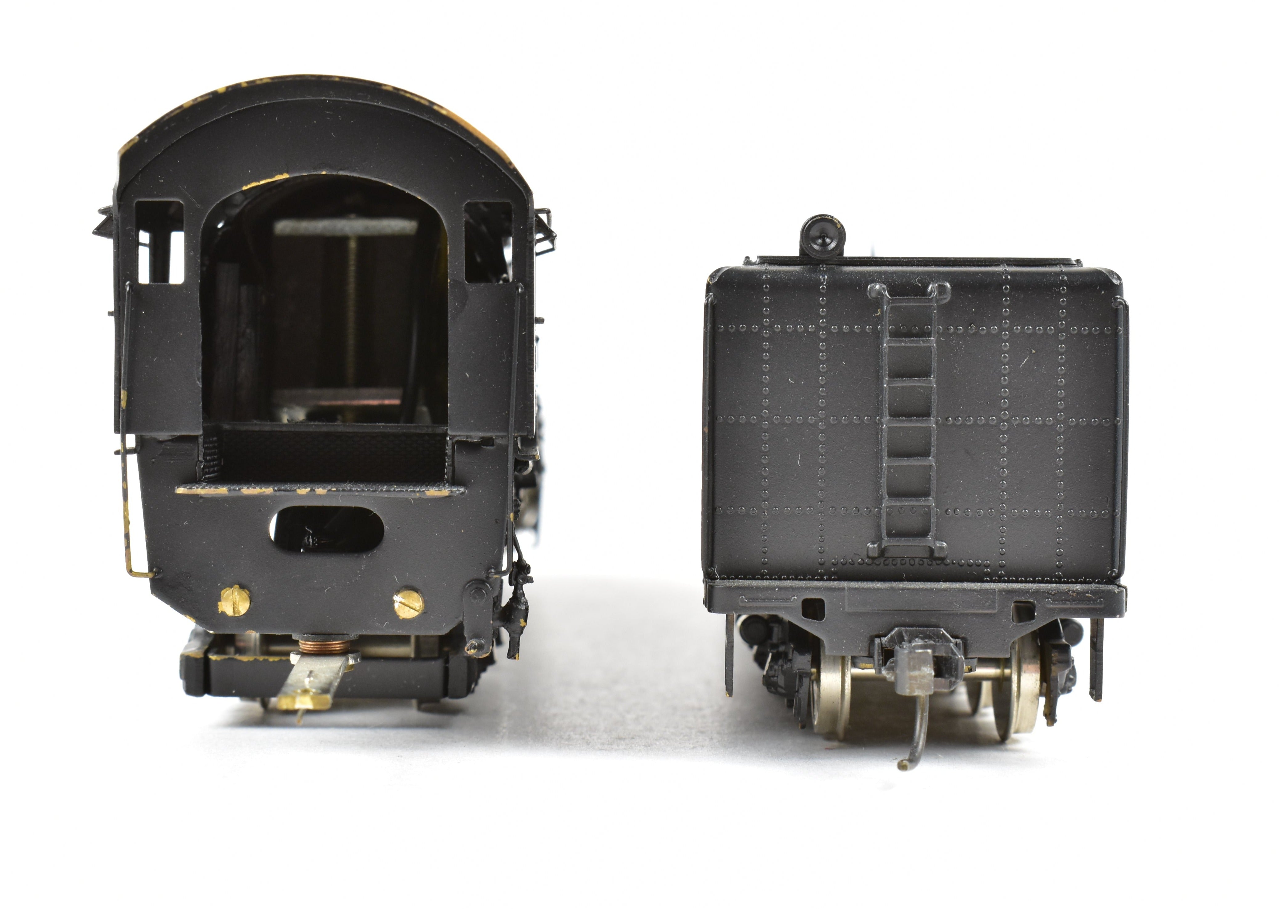 Custom Painted HO Brass PFM - United ATSF - Santa Fe 2-10-4 Locomotive #5031