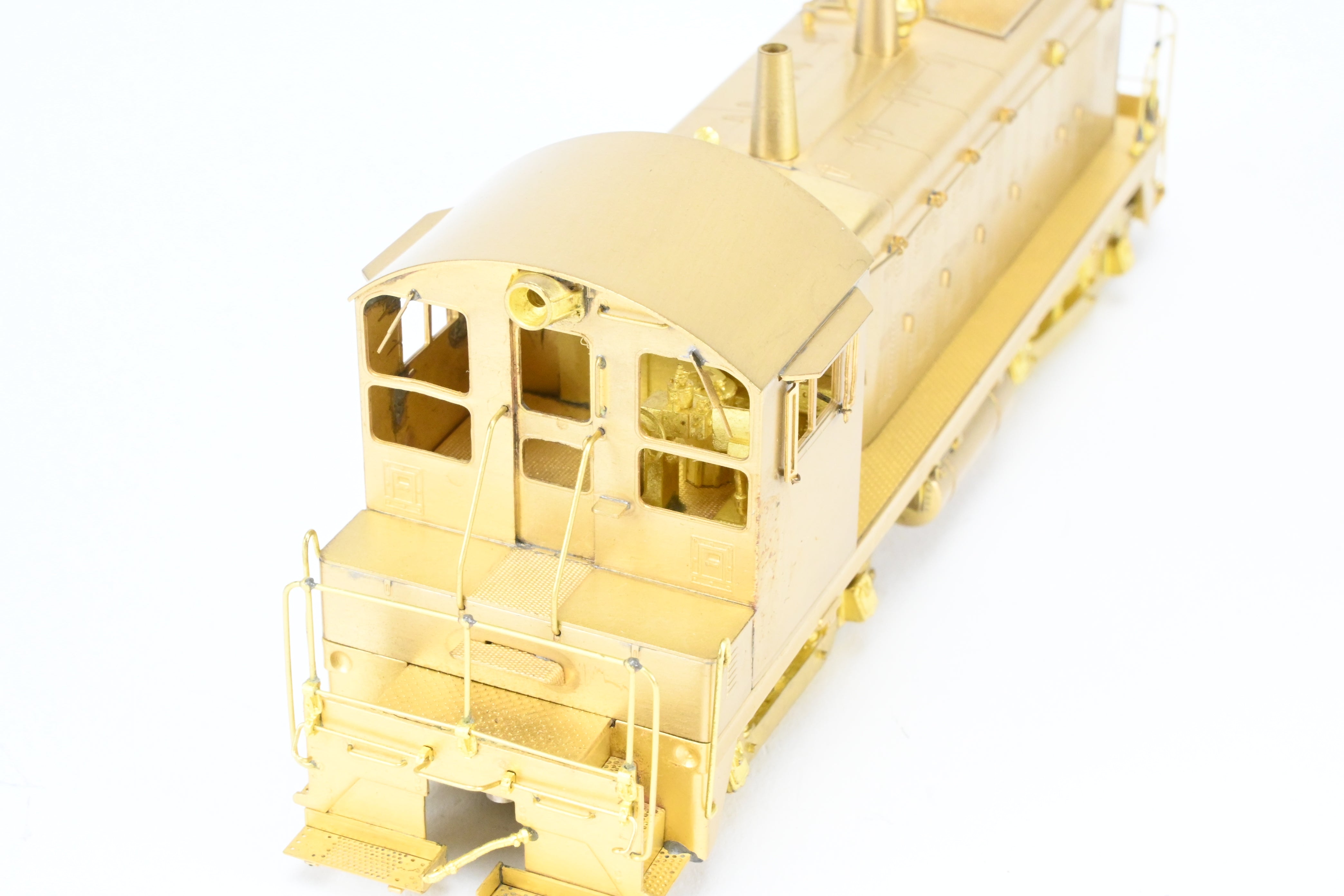 HO Brass Oriental Limited EMD SW-7 1200HP Phase II Switcher Model