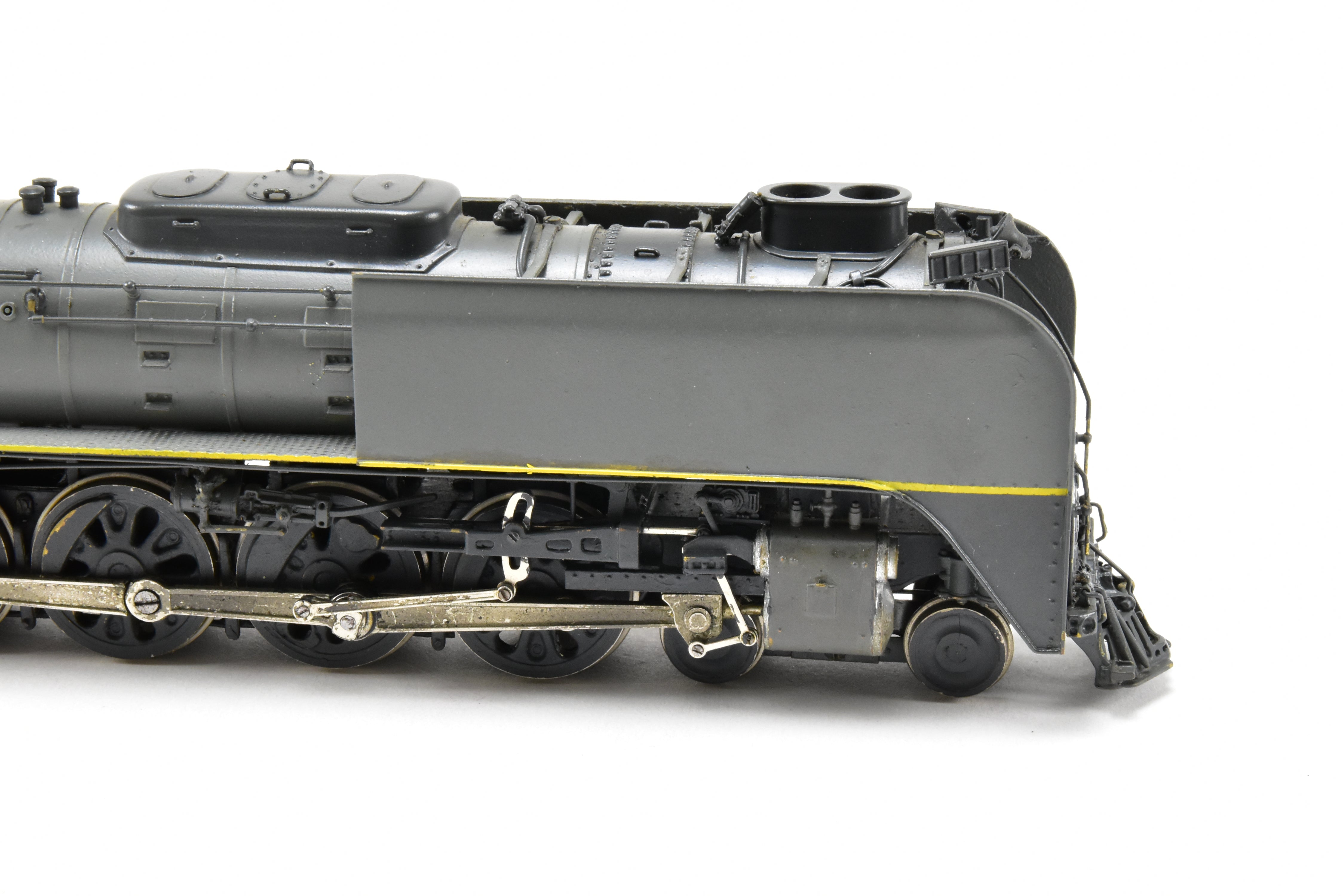 HO Scale Brass PFM Union Pacific 4-8-4 FEF-2 Northern #823 Custom Two-Tone Grey