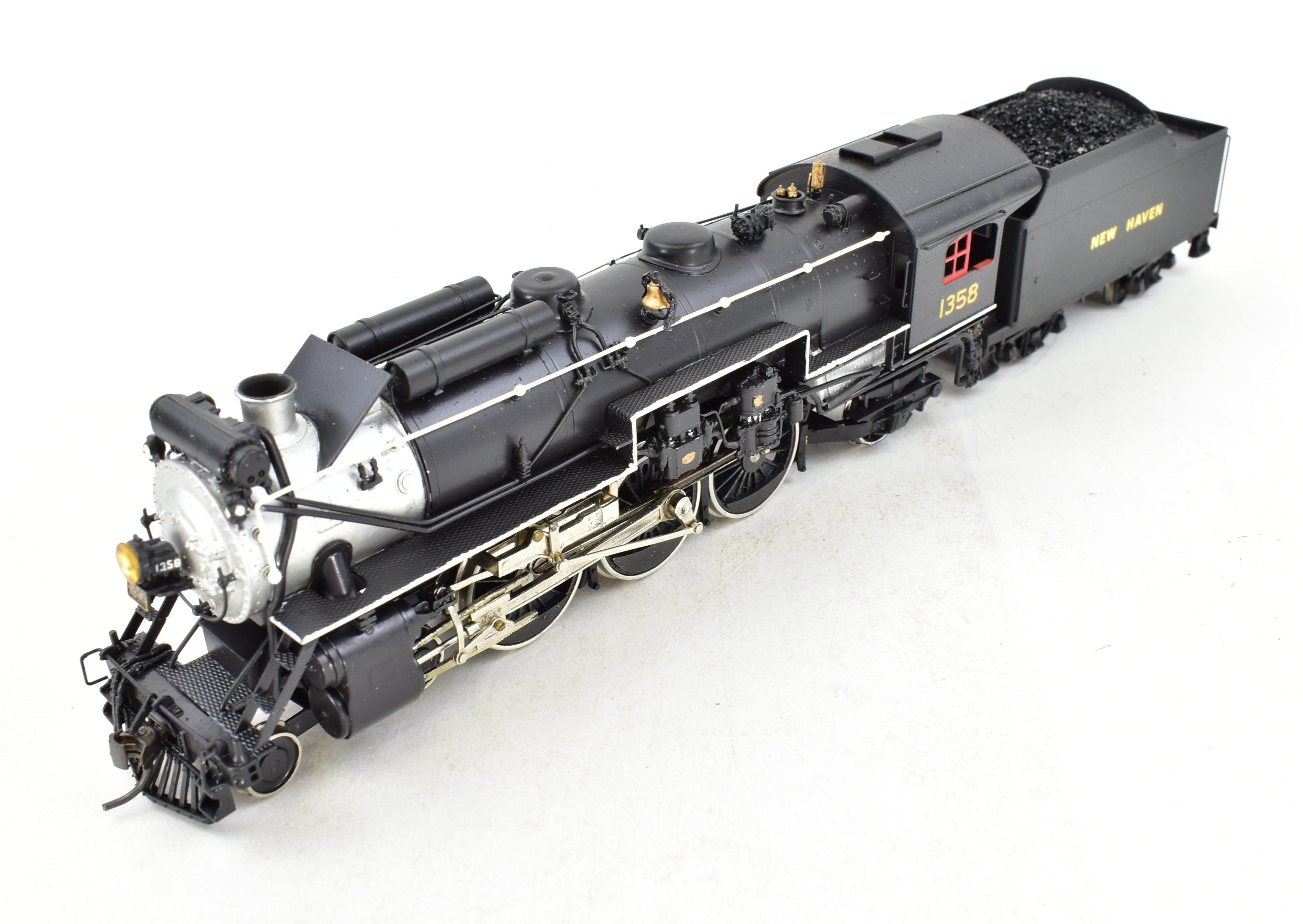 Custom Painted HO Scale Brass Model Train - NJ Custom Brass New Haven I-4 4-6-2 Pacific, Representing NY, NH, & H