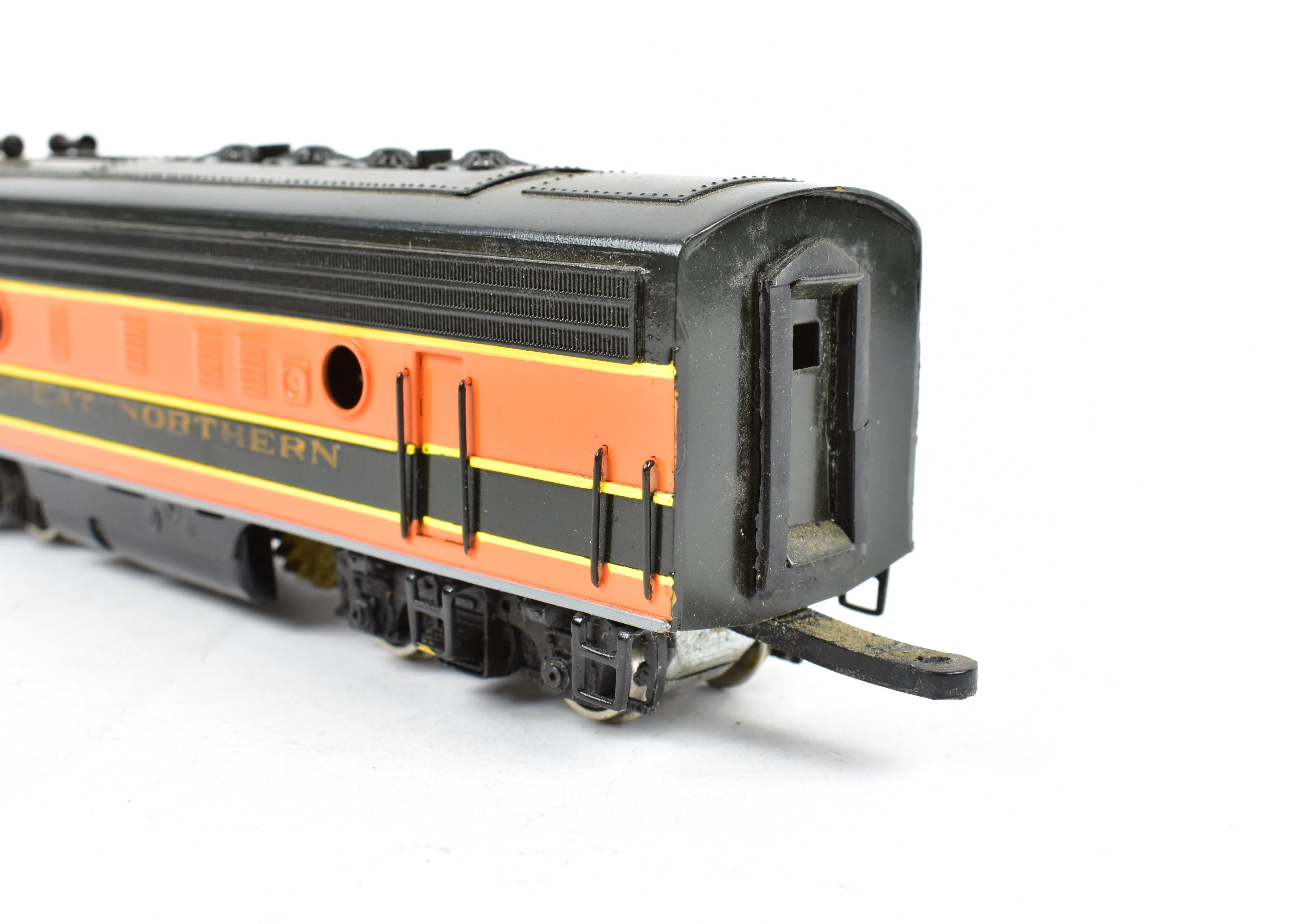HO Scale Brass Model Train - Tenshodo GN Great Northern EMD F9 A/B Pair Factory - Painted Railway Set