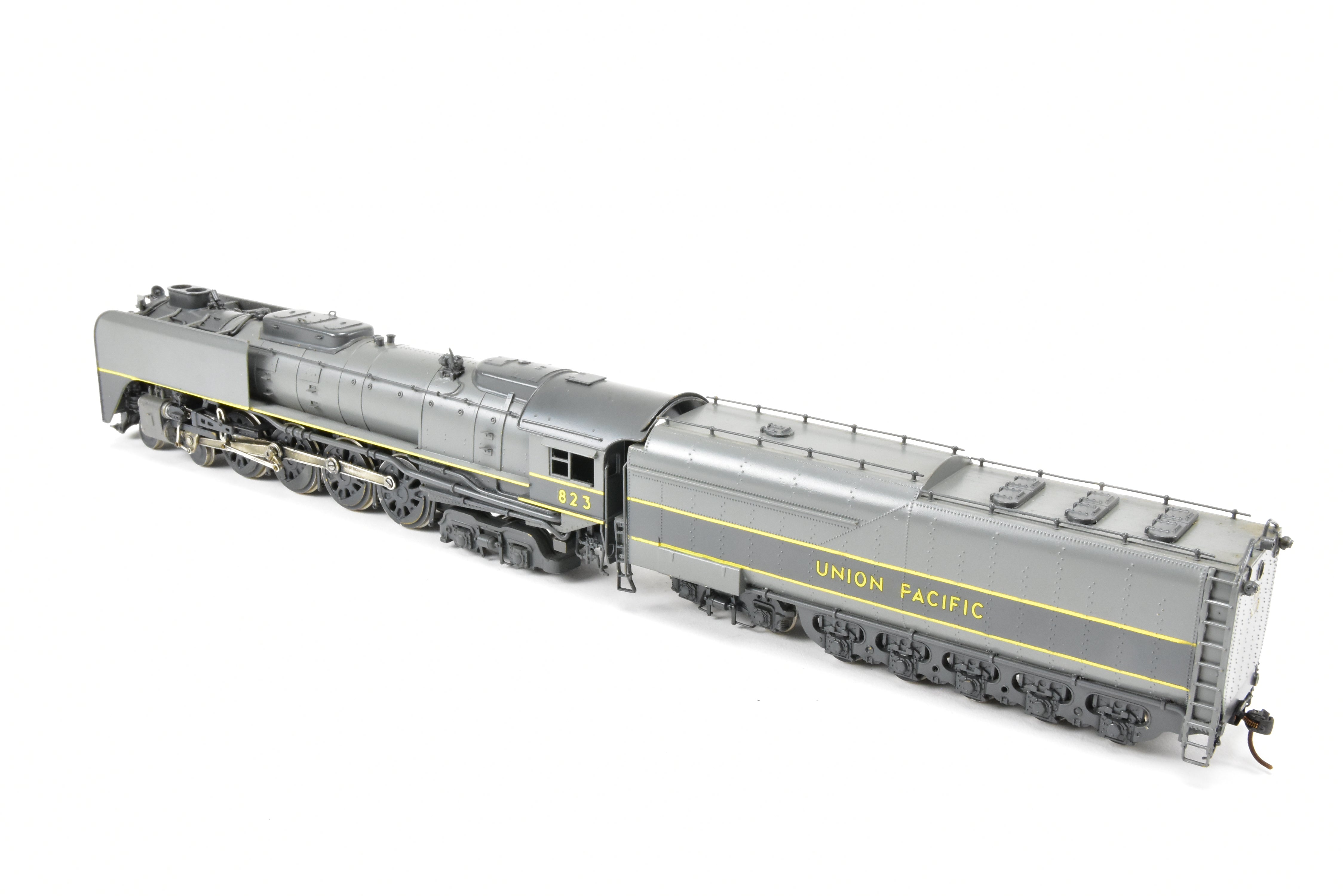 HO Scale Brass PFM Union Pacific 4-8-4 FEF-2 Northern #823 Custom Two-Tone Grey
