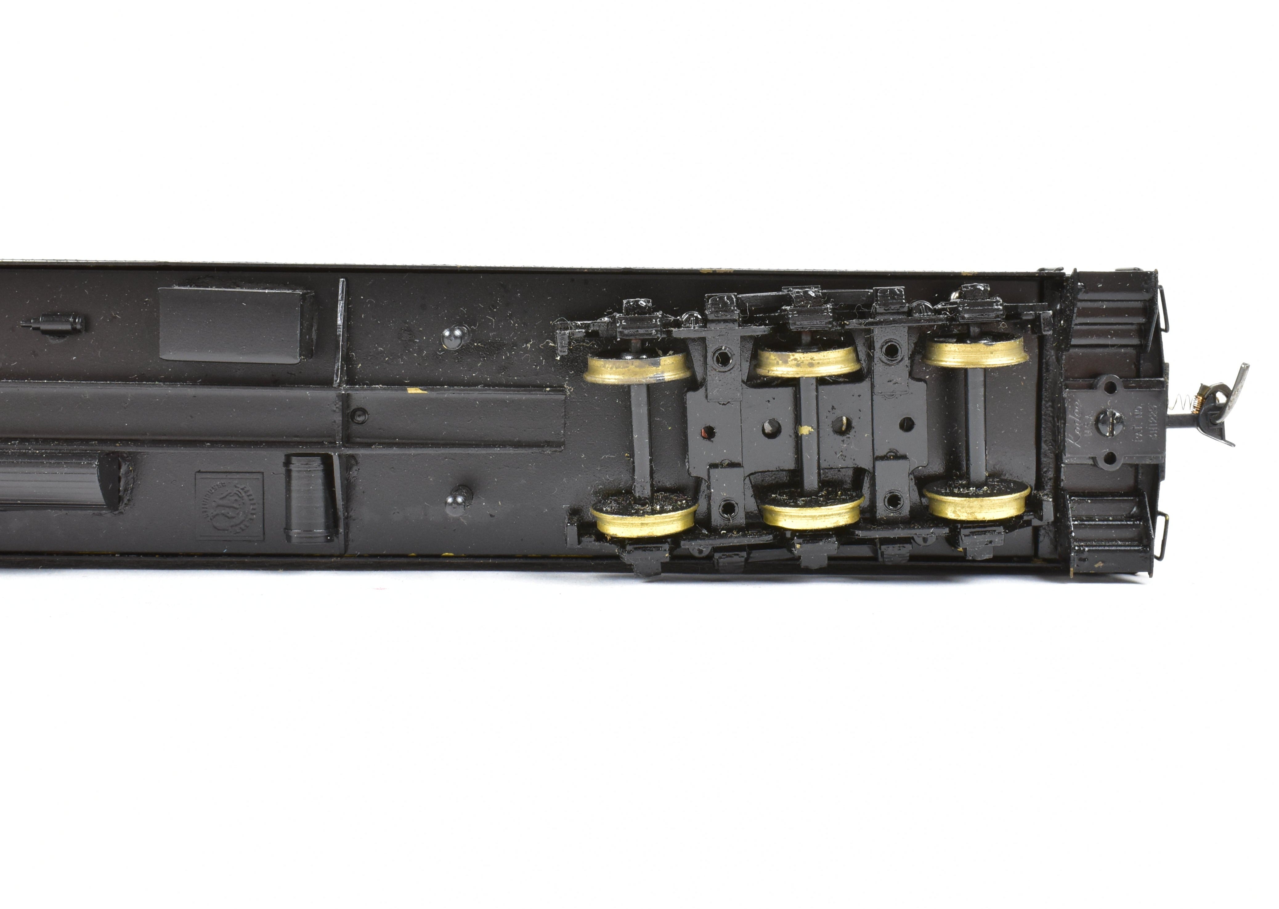 HO Scale Brass Lambert Pullman Heavyweight 3 - 2 Observation Car with Central Valley Trucks