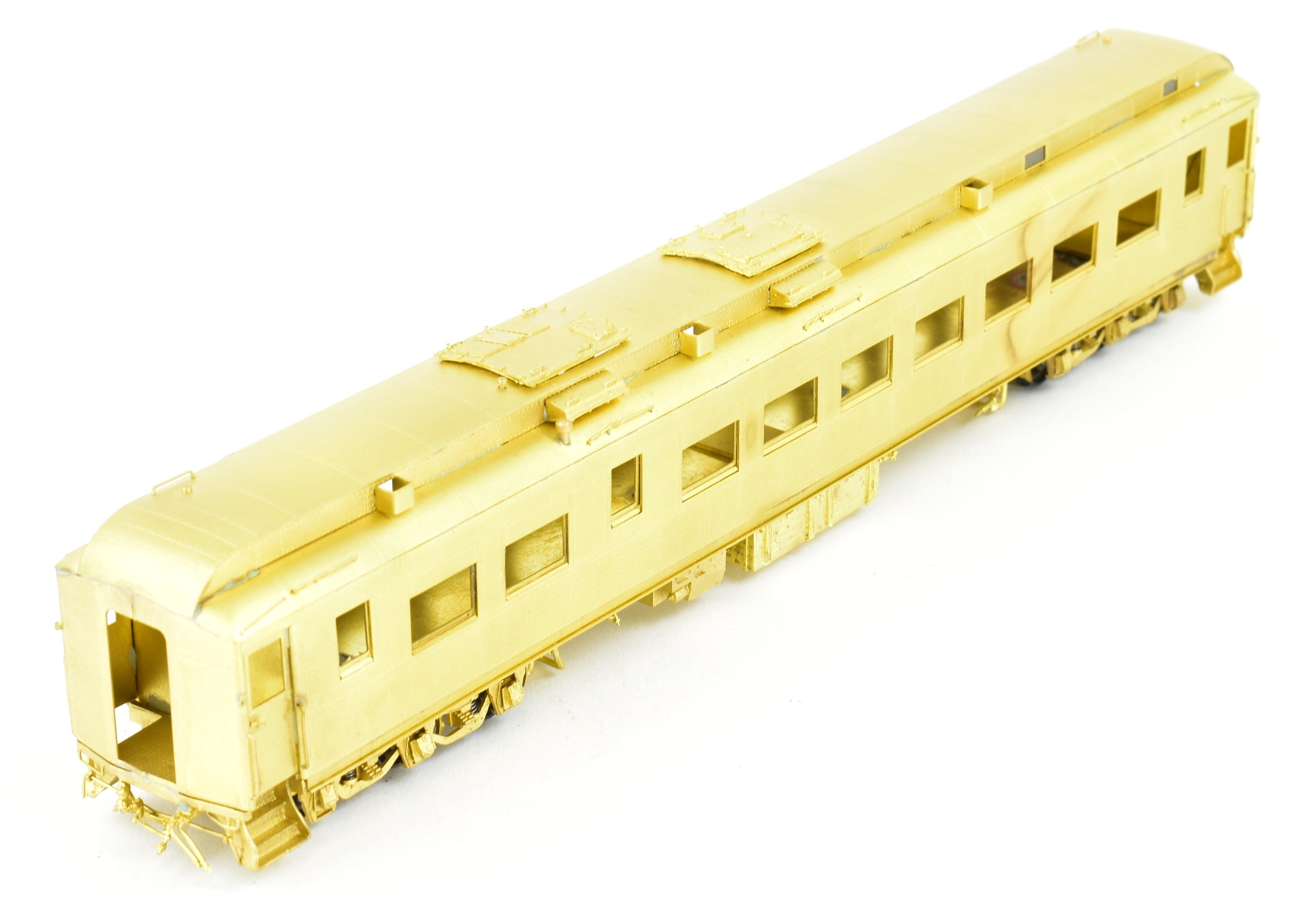 HO Scale Brass Model of ATSF - Santa Fe Heavyweight Chair Car With A/C in the 3050 - 3069 Series by Pecos River Brass