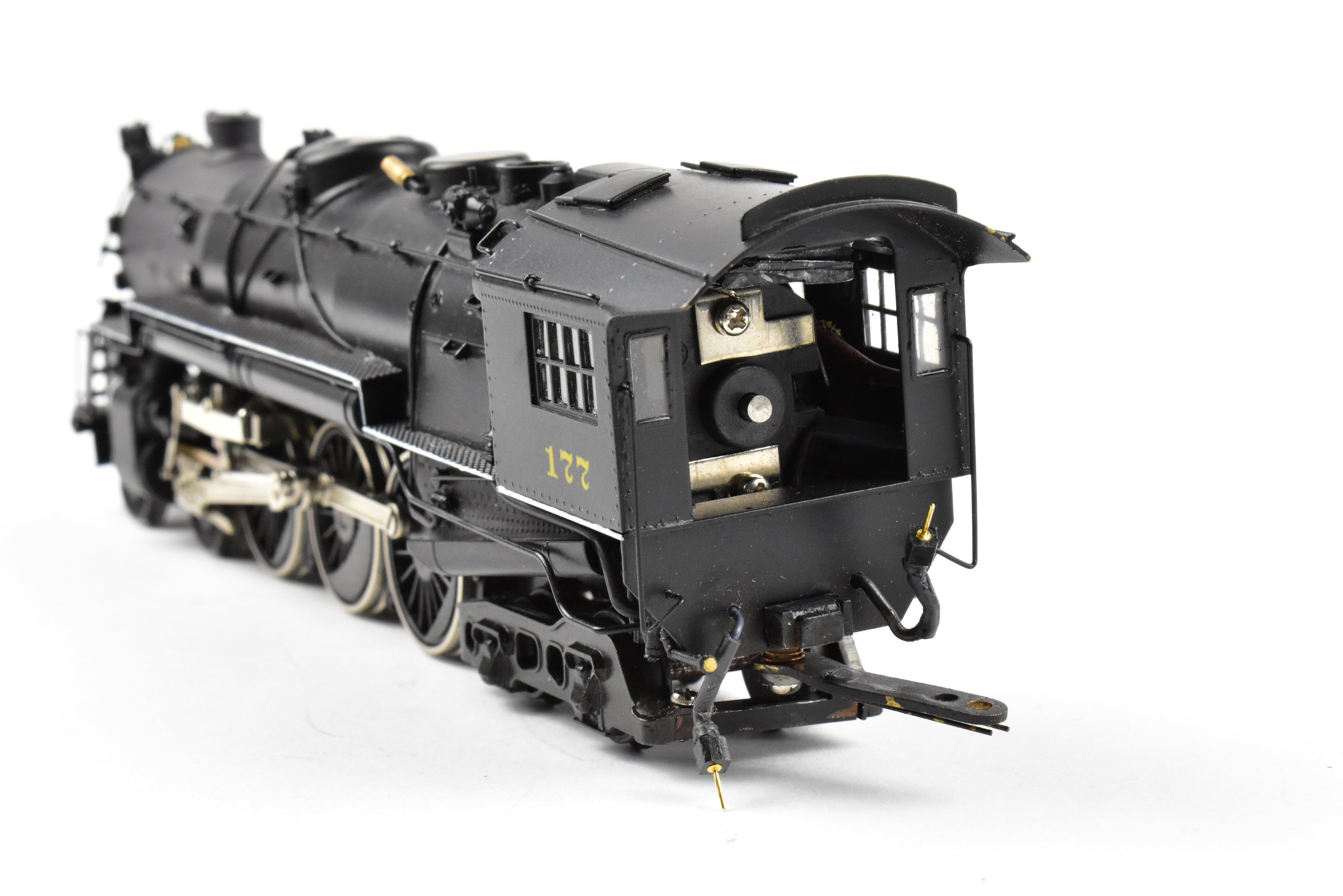 HO Scale Brass Model Train - Nickel Plate Products (NPP), Nickel Plate Road Class L - 1a 4 - 6 - 4 Steam Locomotive without Elephant Ear Smoke Lifters, Comes with Wrong Box