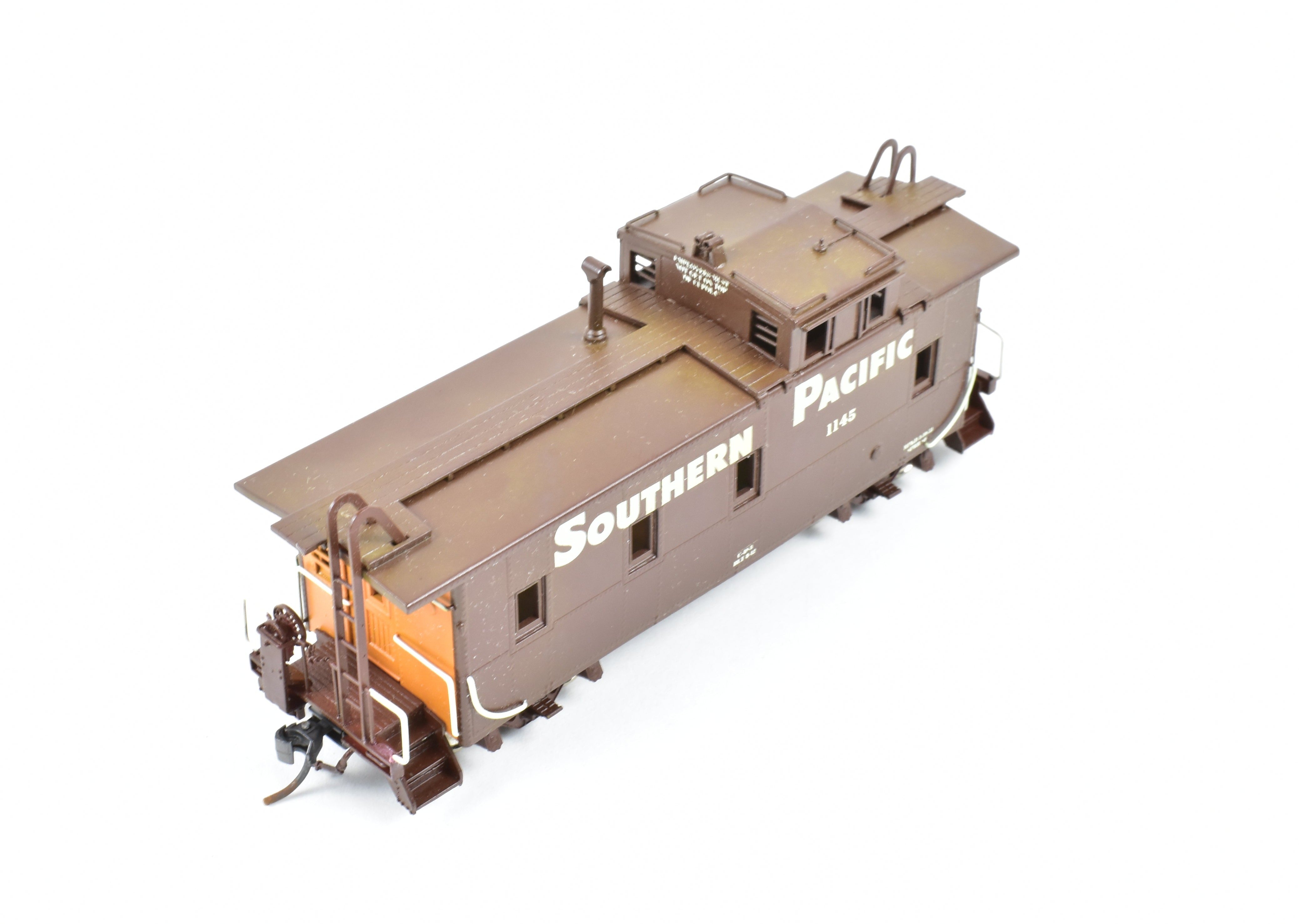 HO Scale Brass Pacific Fast Mail (PFM) - SKI SP - Southern Pacific Modern Era C - 40 - 3 Steel Caboose Custom Painted with Road Number 1145 for Model Trains