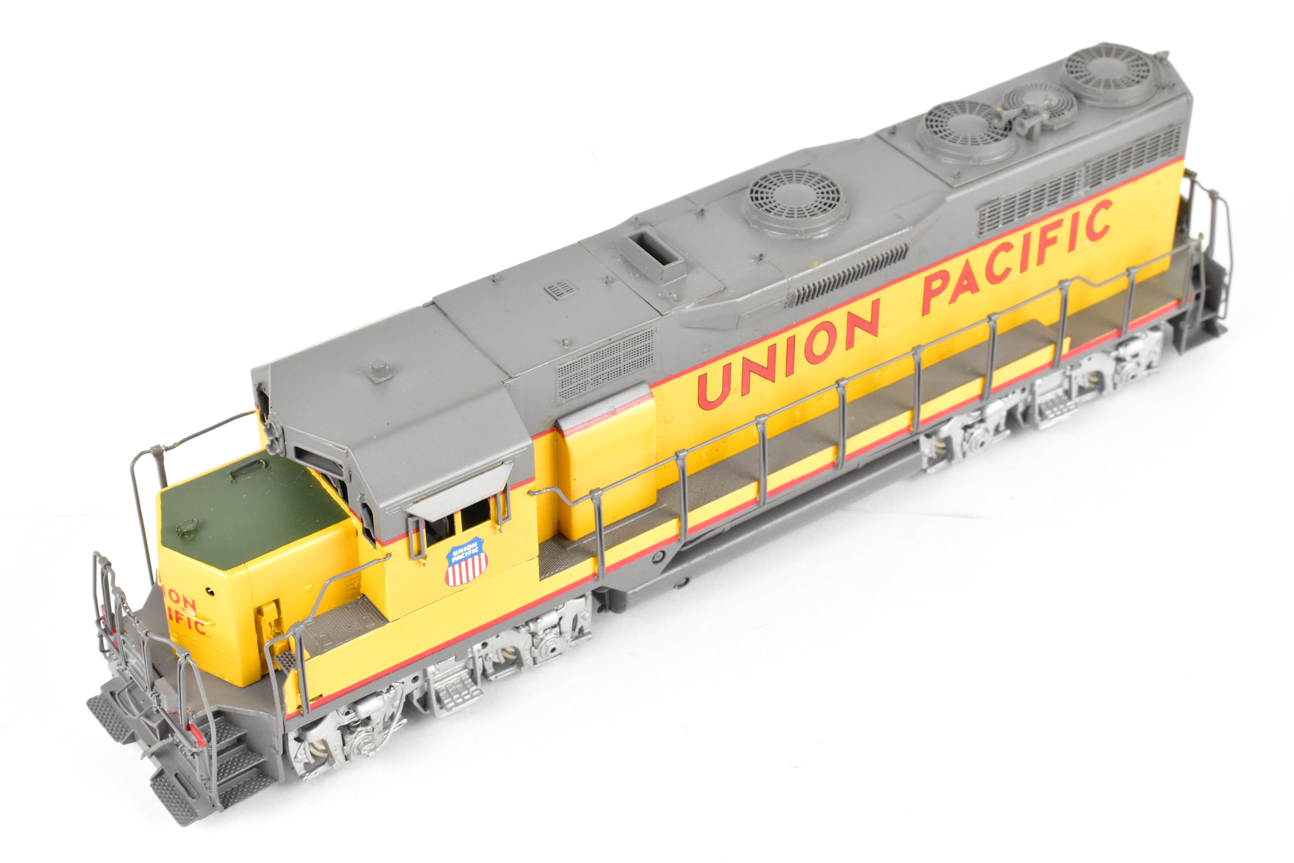 HO Scale Brass Model Train - Union Pacific EMD GP35 2500HP Low Hood FP by Oriental Limited