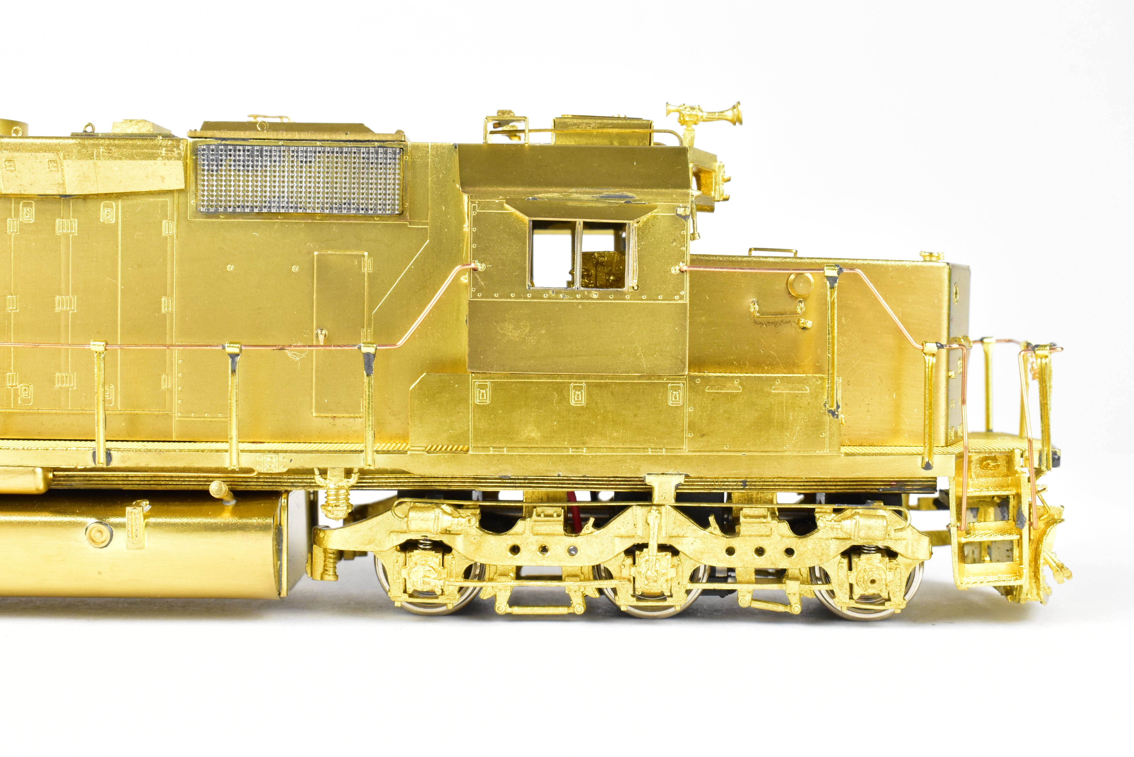 Brass ATSF - Santa Fe EMD SD40-2 116 Inch Snoot Nose Model by Overland